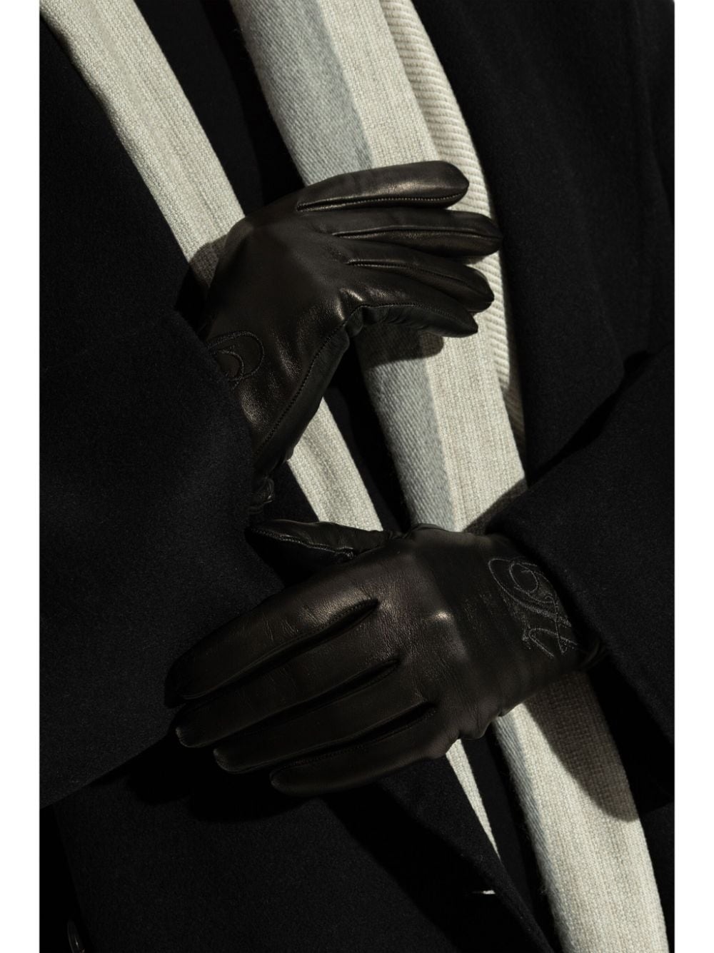 logo-embroidered gloves - 2