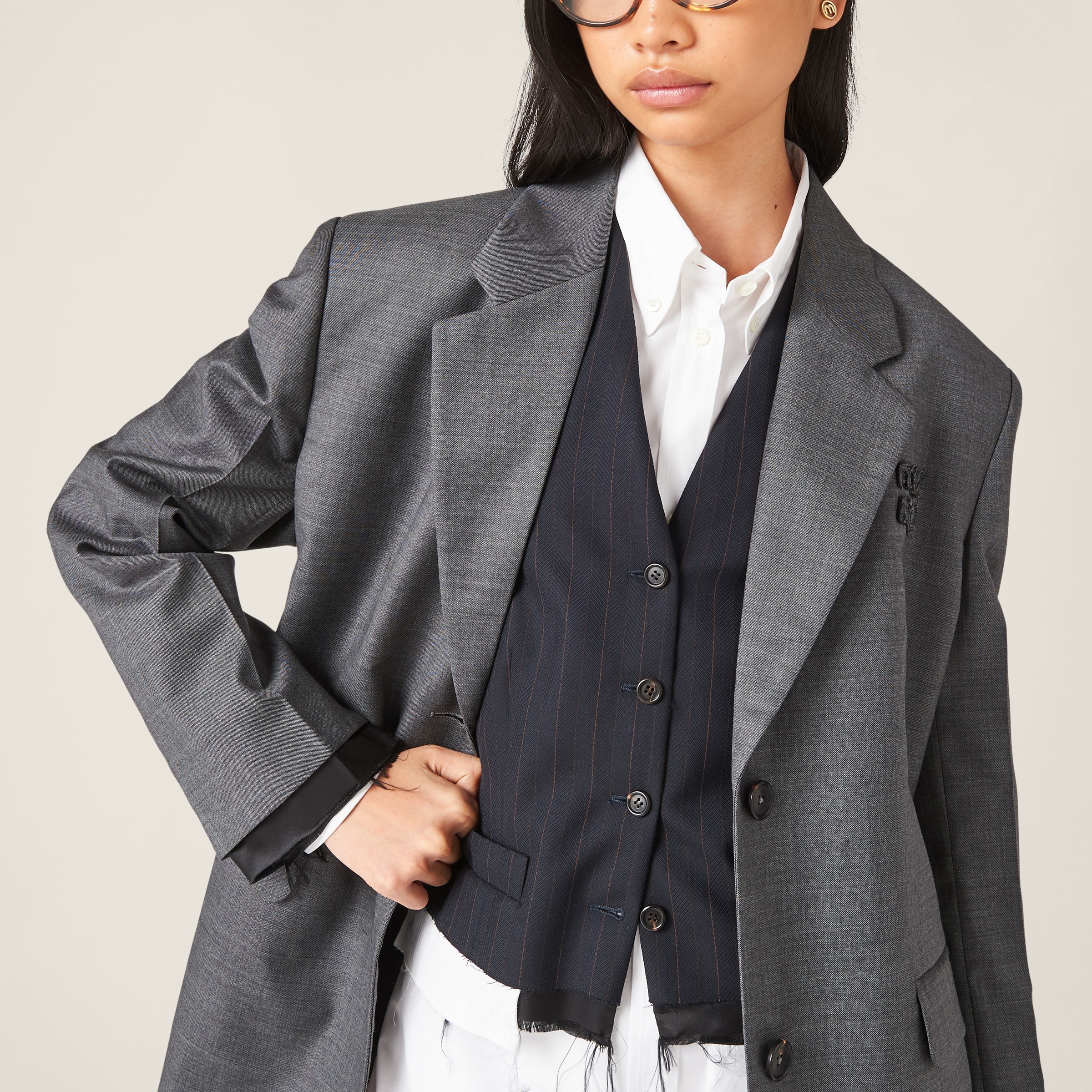Single-breasted pinstriped vest - 3