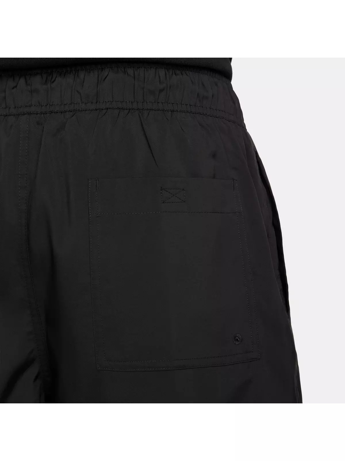 Men's Club Flow Shorts - Black - 6