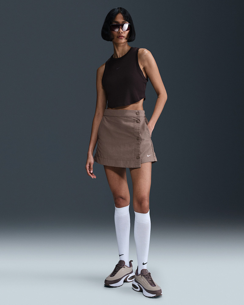 Nike Sportswear Essential Women's Woven Skort - 1