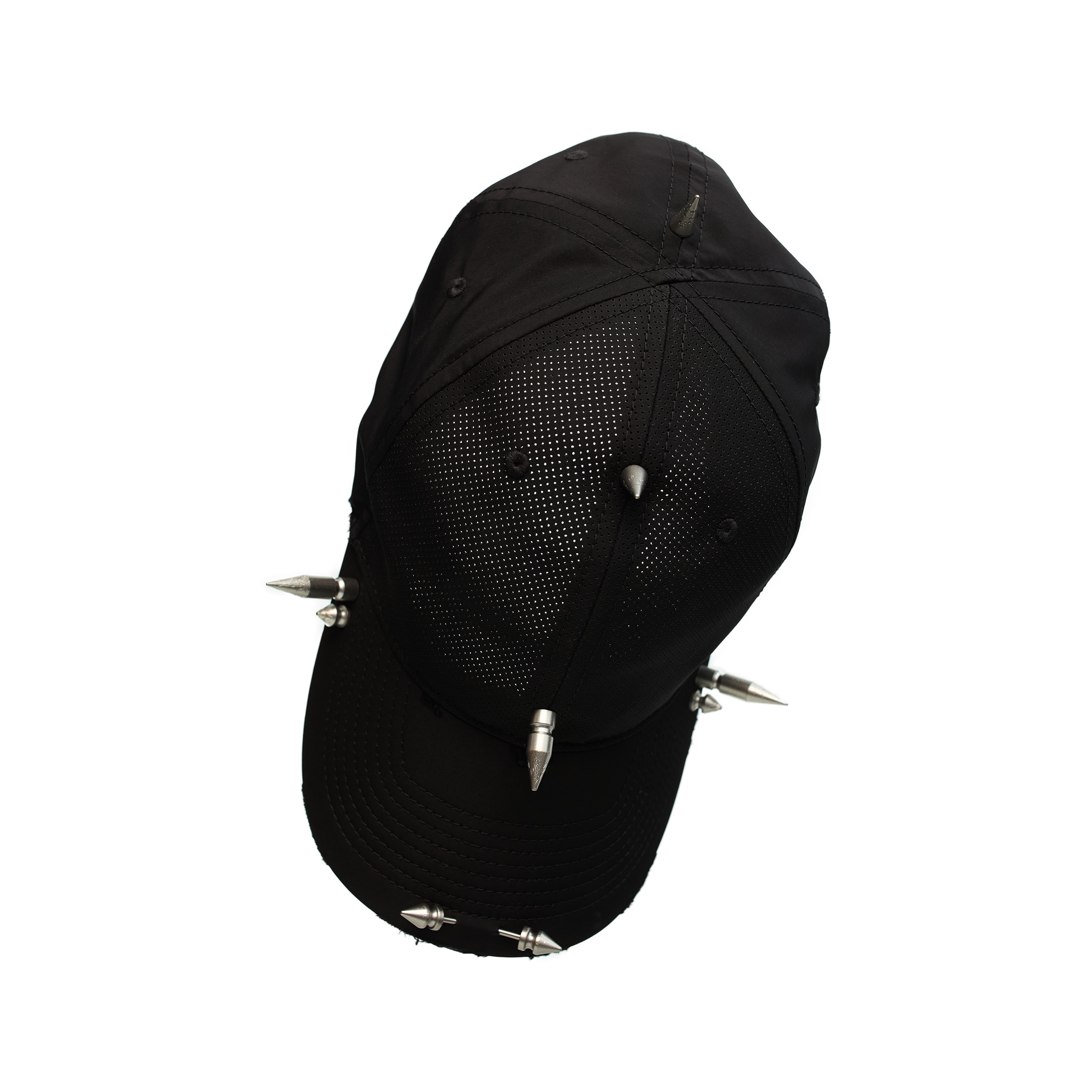 BLACK CAP WITH SPIKES - 3