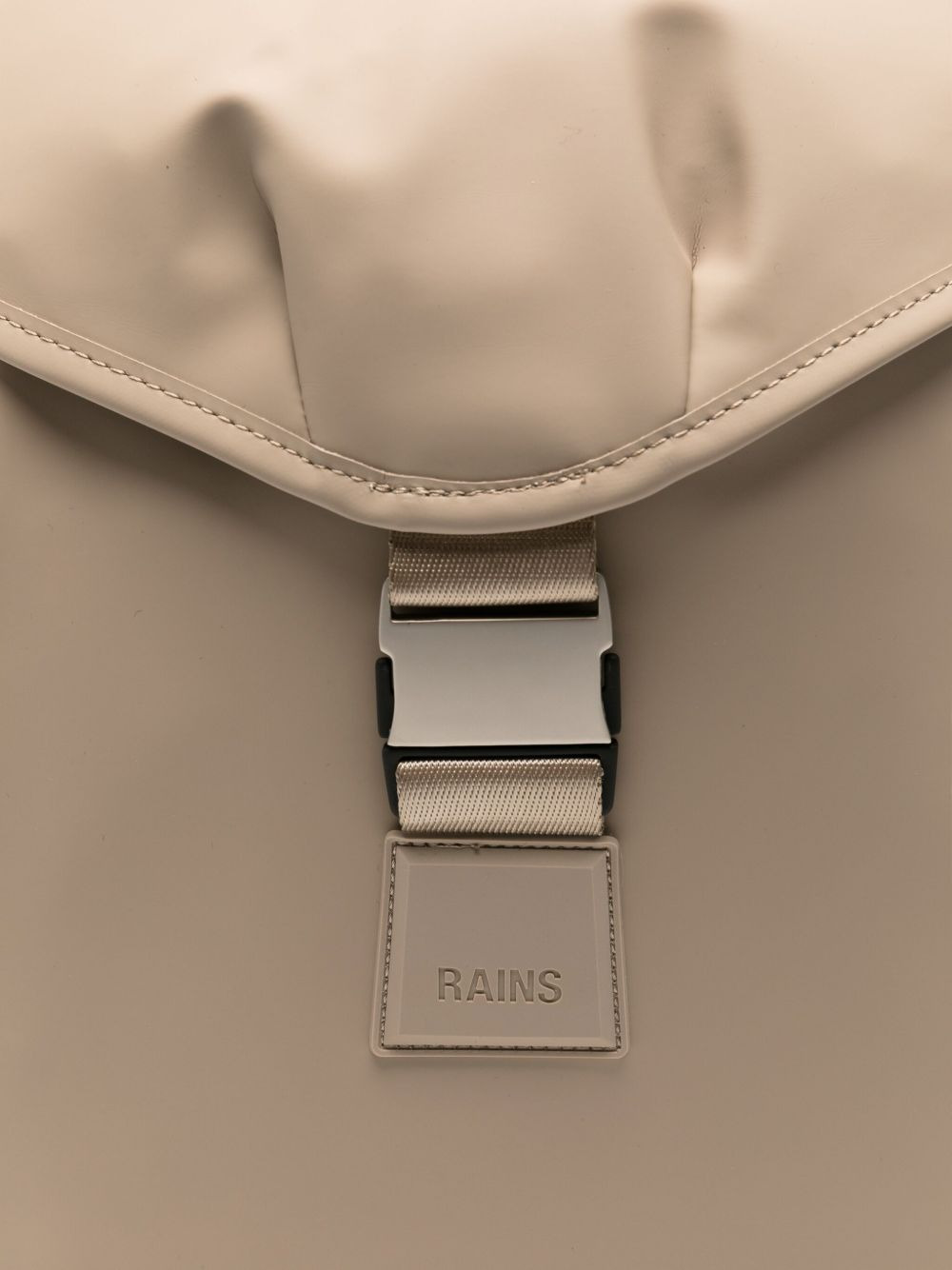buckle-fastening roll-top backpack - 3
