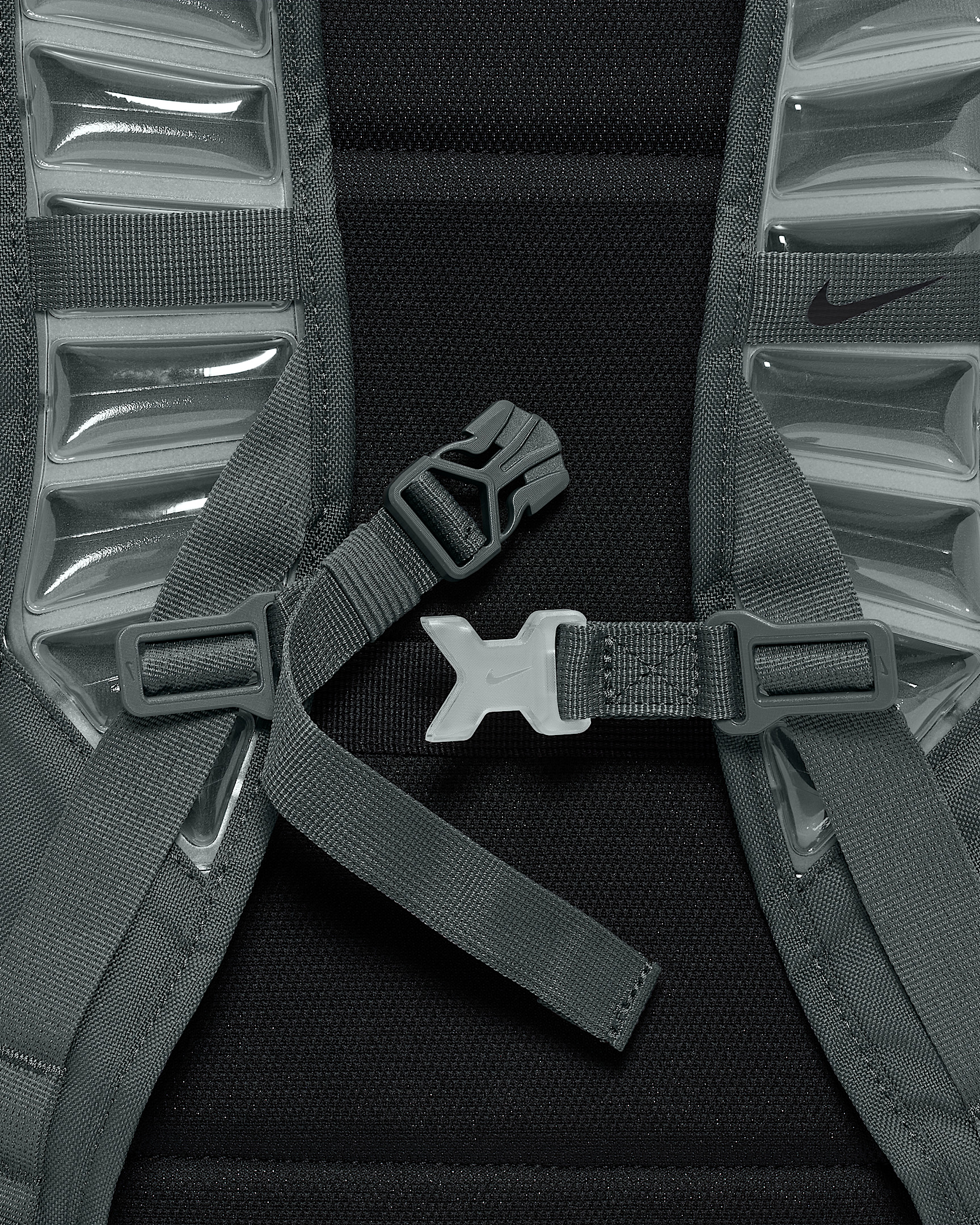 Nike Varsity Elite Backpack (32L) - 9