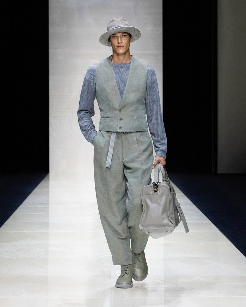 CREW-NECK SWEATSHIRT IN CHEVRON SILK AND COTTON 7