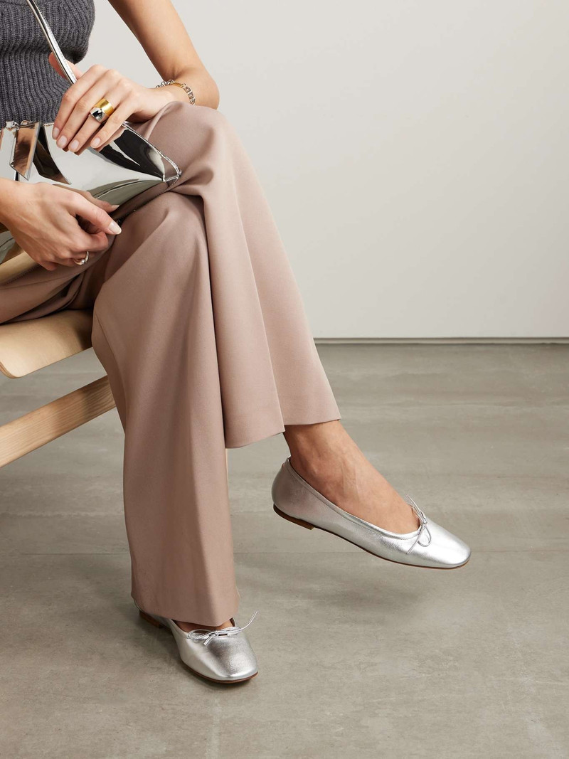 Aeyde Delfina bow-detailed metallic leather ballet flats outlook