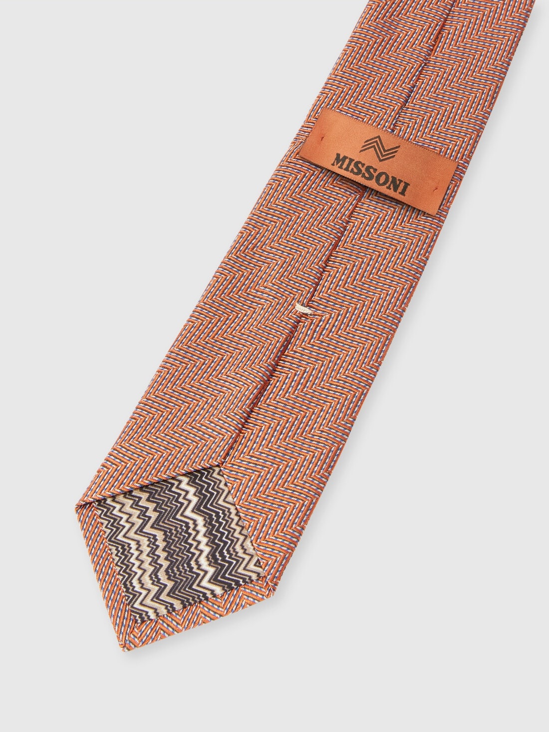 Tie with oblique chevron pattern - 3
