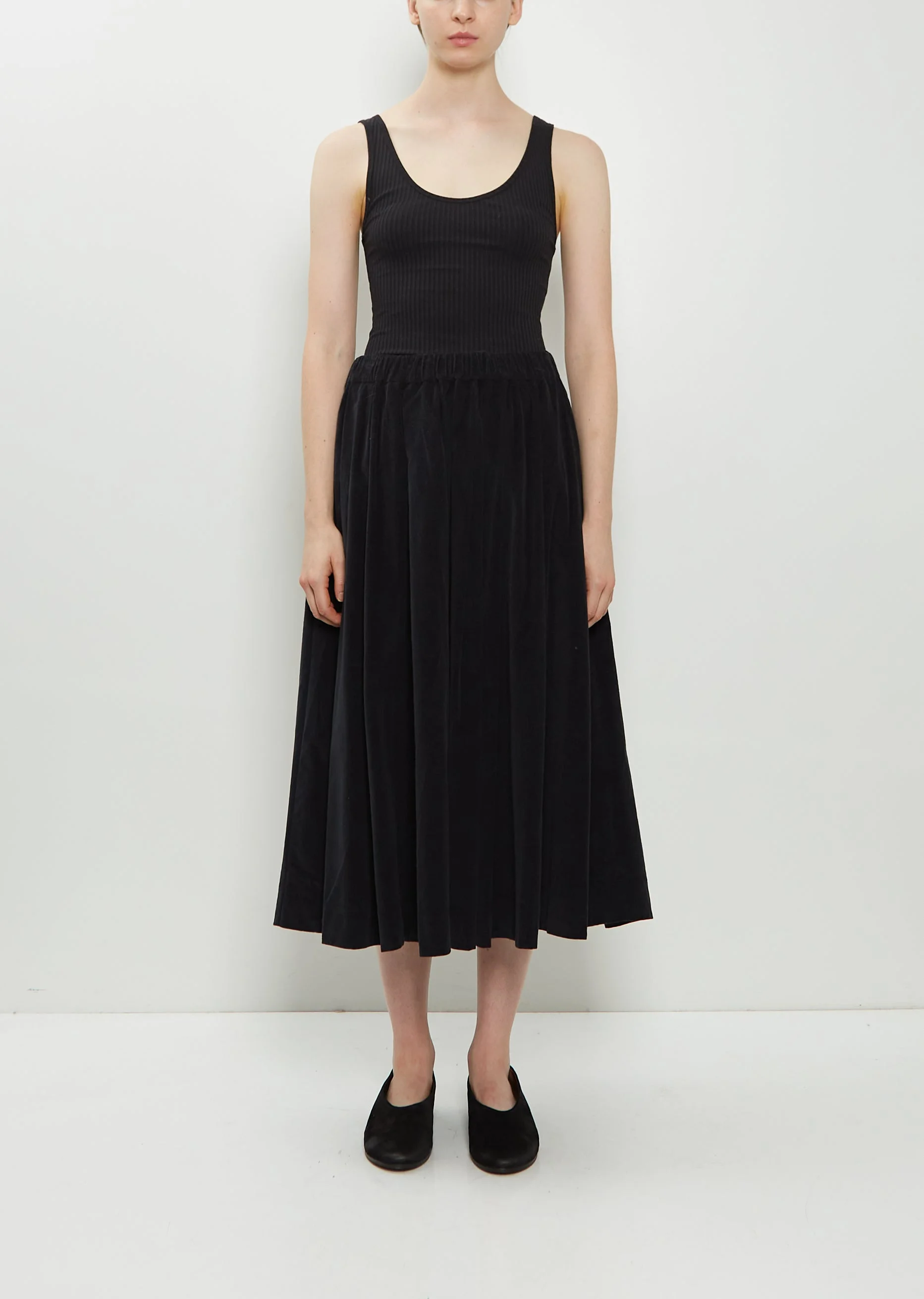 Pleated Stretch Cotton Long Skirt — Black - 1