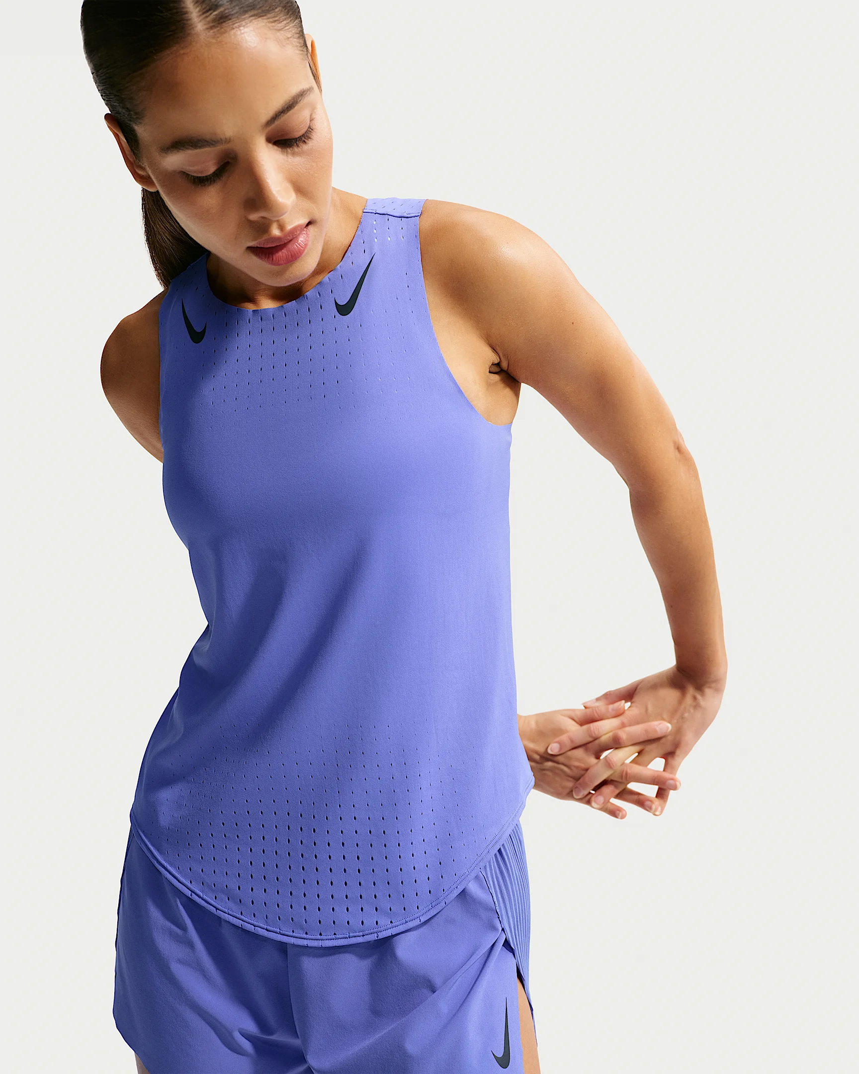 Nike AeroSwift Women's Dri-FIT ADV Running Singlet - 1