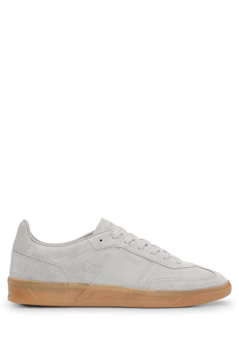 LOW-TOP TRAINERS IN LEATHER AND SUEDE 1