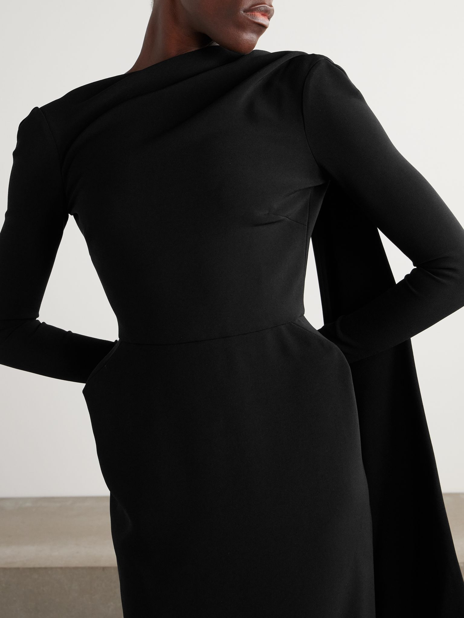 Cape-effect open-back crepe gown Black - 5