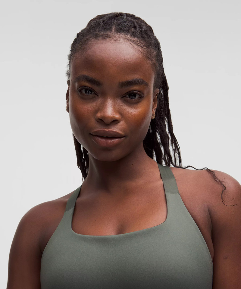 Ultralu Square-Neck Workout Bra *Medium Support, D/DD Cup 4