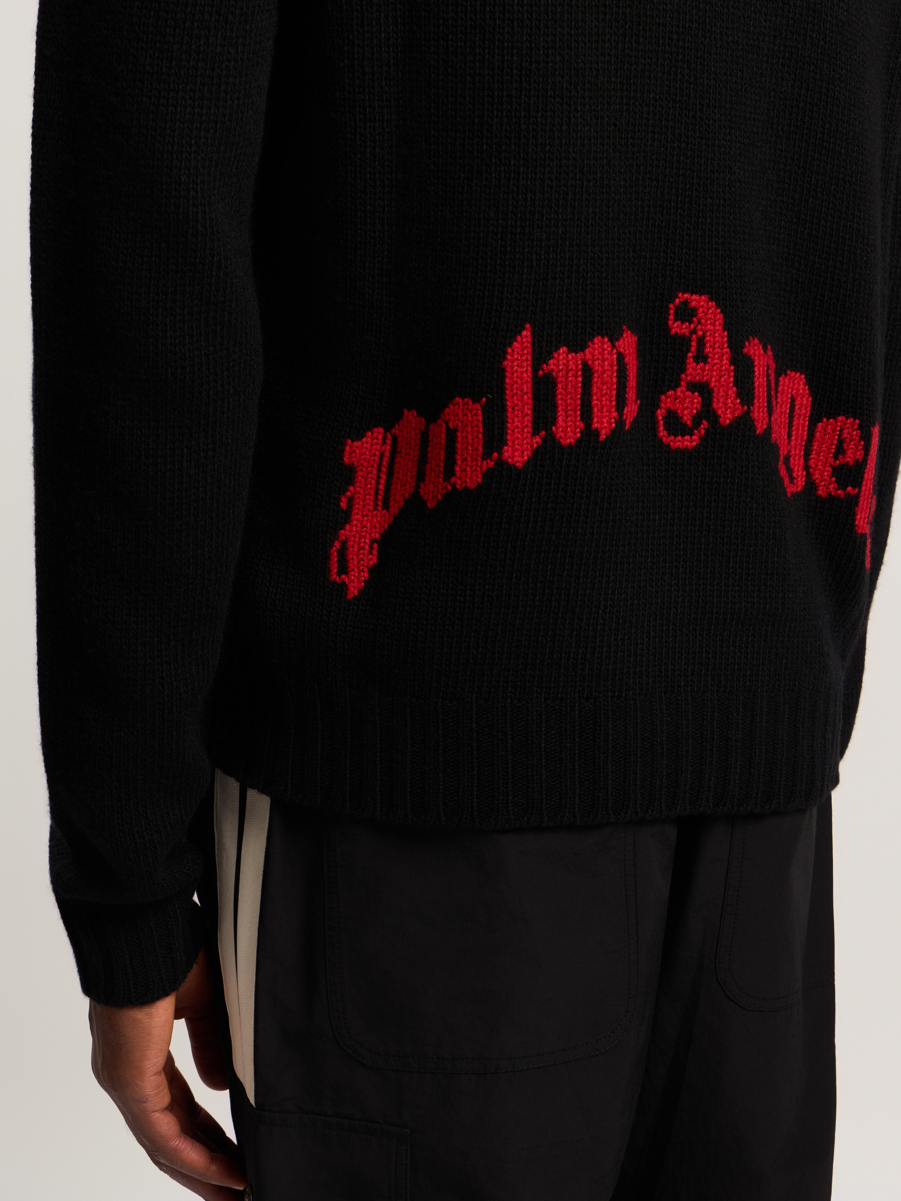 Curved Logo Sweater - 5