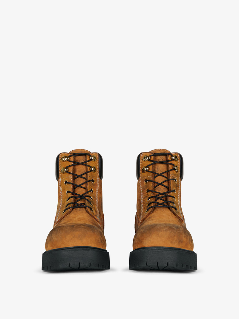 SHOW ANKLE WORKBOOTS IN NUBUCK WITH USED EFFECT 2