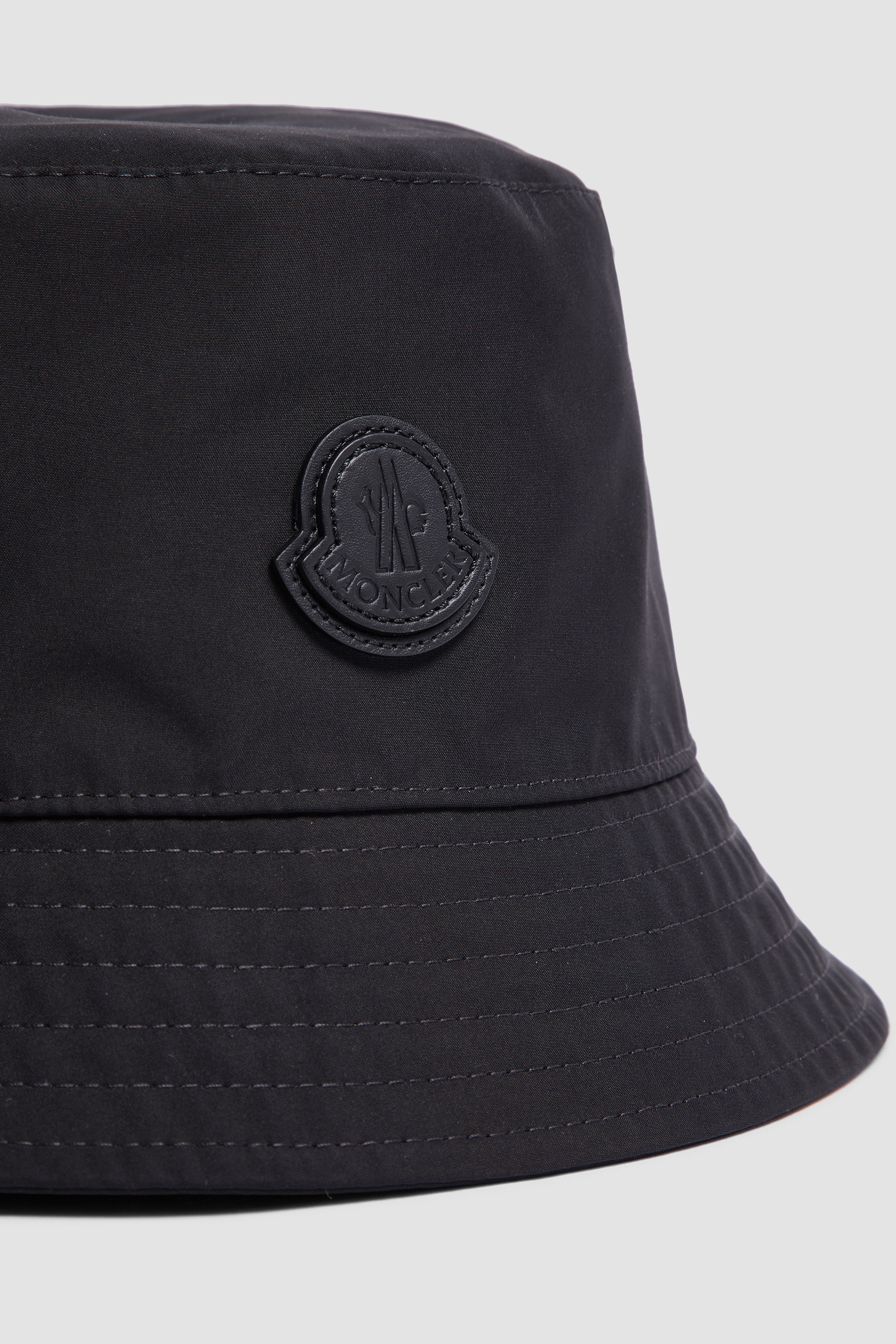 ★【MONCLER】CAPPELLO BUCKET REVERSIBILE★リバーシブルハット MONCLER(モンクレール) REVERSIBLE BUCKET HATバケットハット