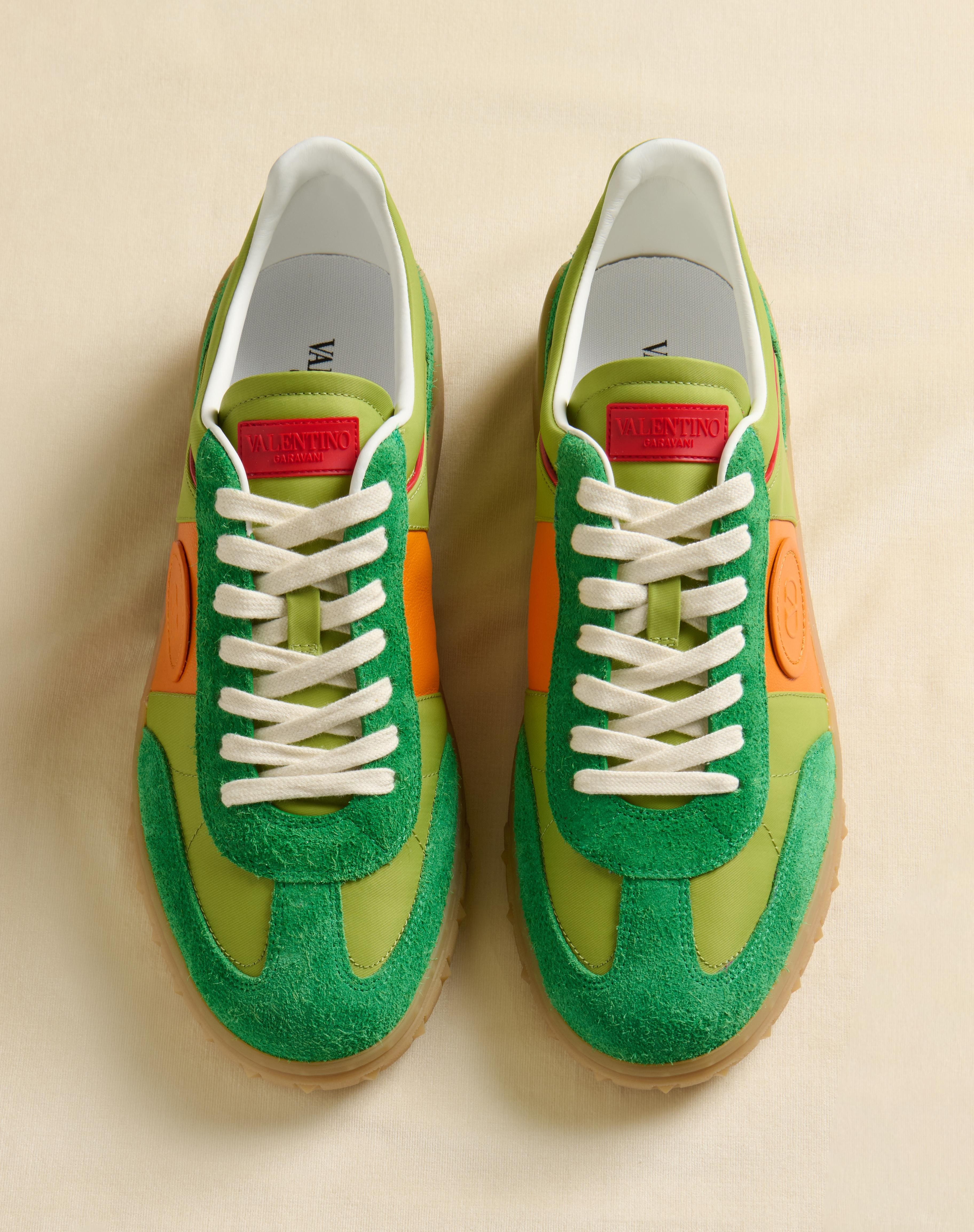 UPVILLAGE LOW TOP SNEAKER IN CRUST LEATHER AND NYLON - 9