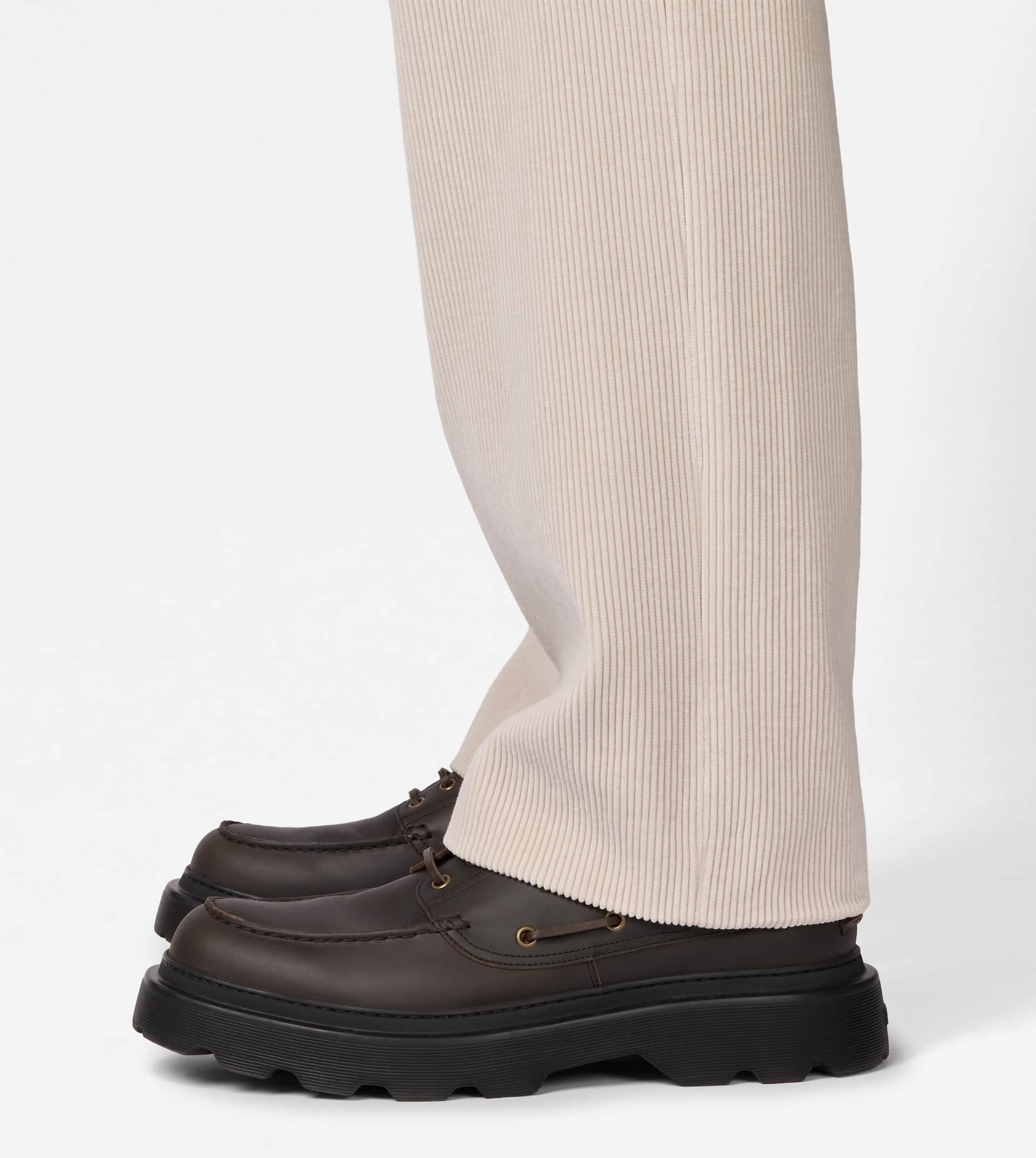 BOAT SHOES IN LEATHER - BROWN - 6