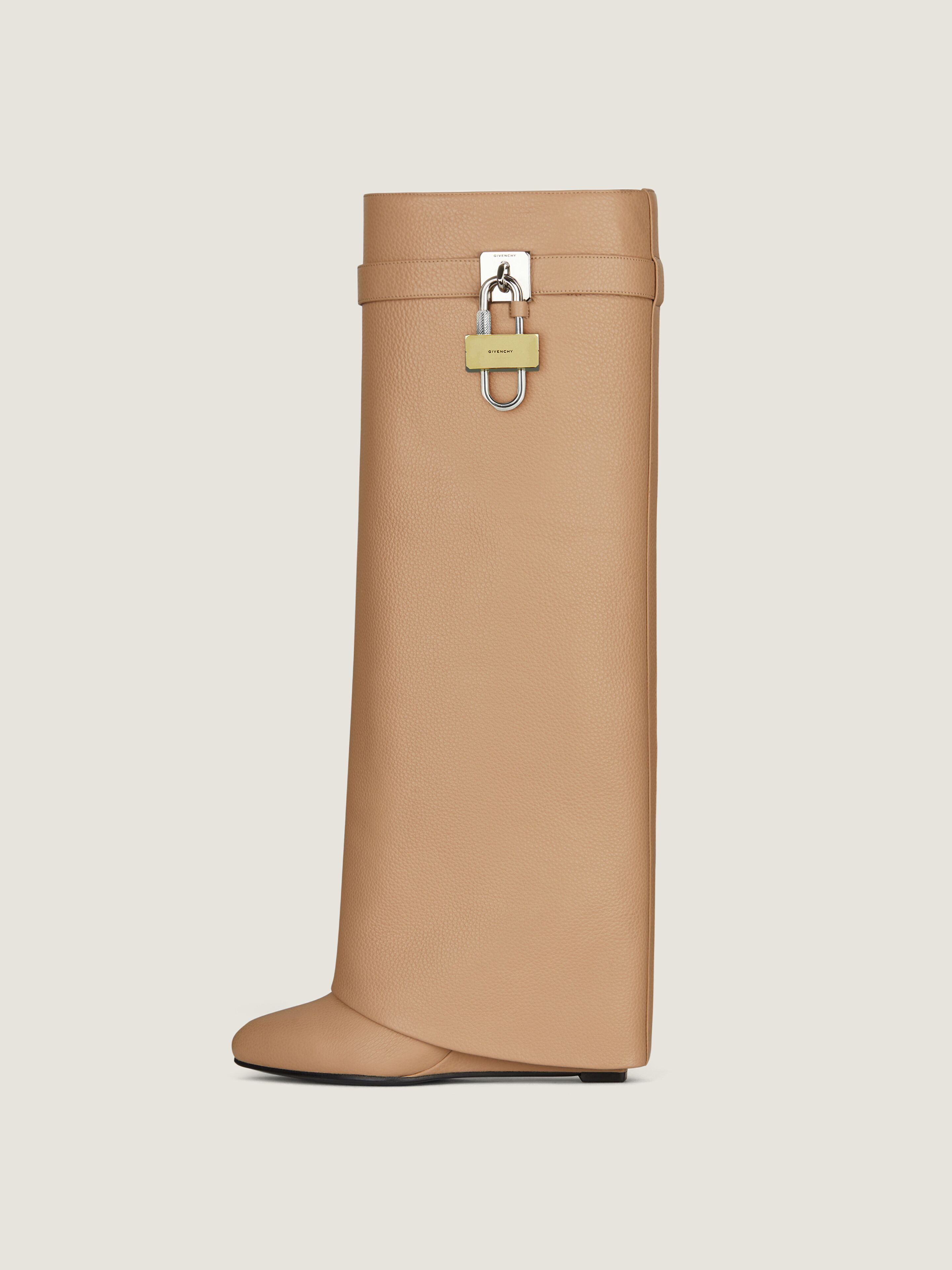 SHARK LOCK BOOTS IN GRAINED LEATHER - 2