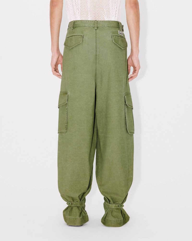 Adjustable cargo pants in cotton 6