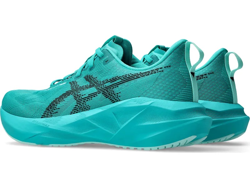 ASICS Novablast 5 - 7
