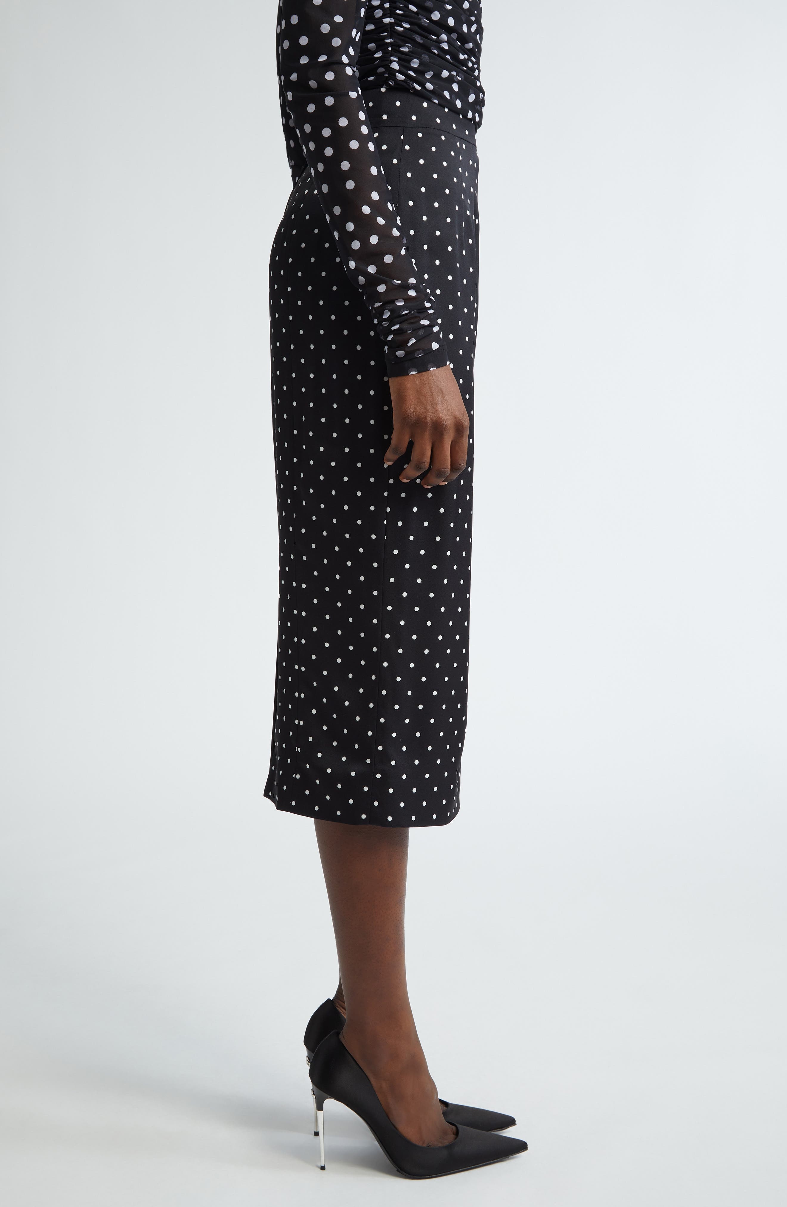 Dolce&Gabbana Polka Dot Stretch Silk Pencil Skirt in Hnzpw Pois Picc 0 5 F.nero at Nordstrom - 4