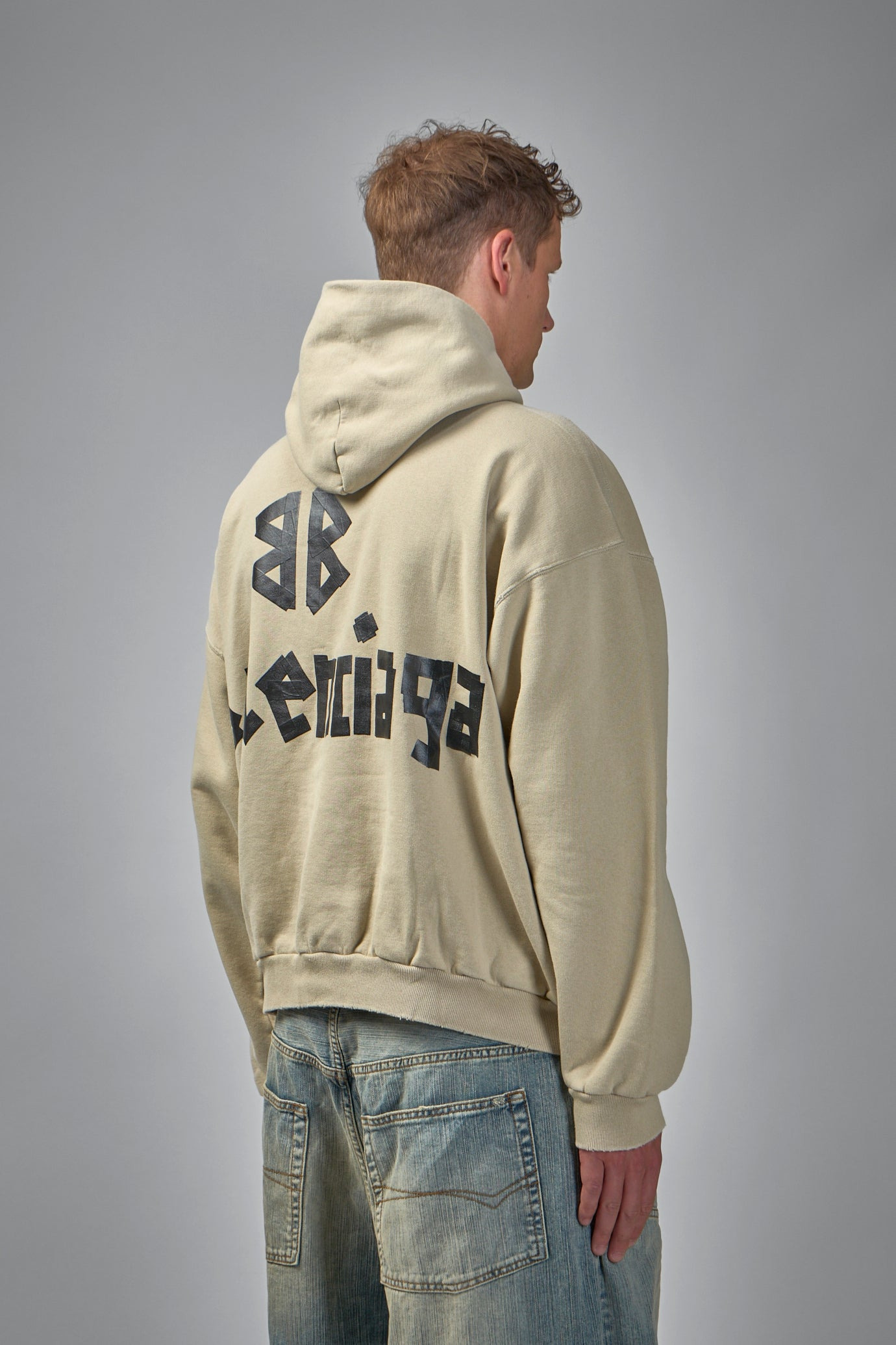 Tape Type Ripped Pocket Hoodie - 3