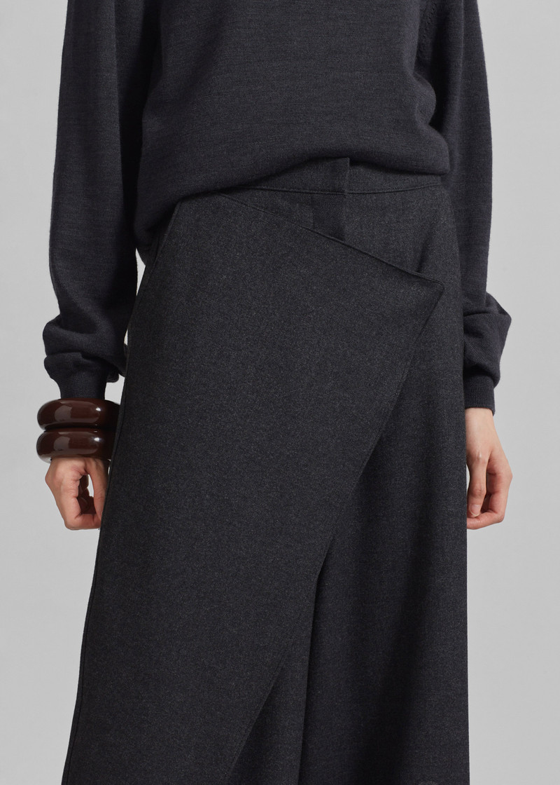 Altai Wrap Trousers - Charcoal 4