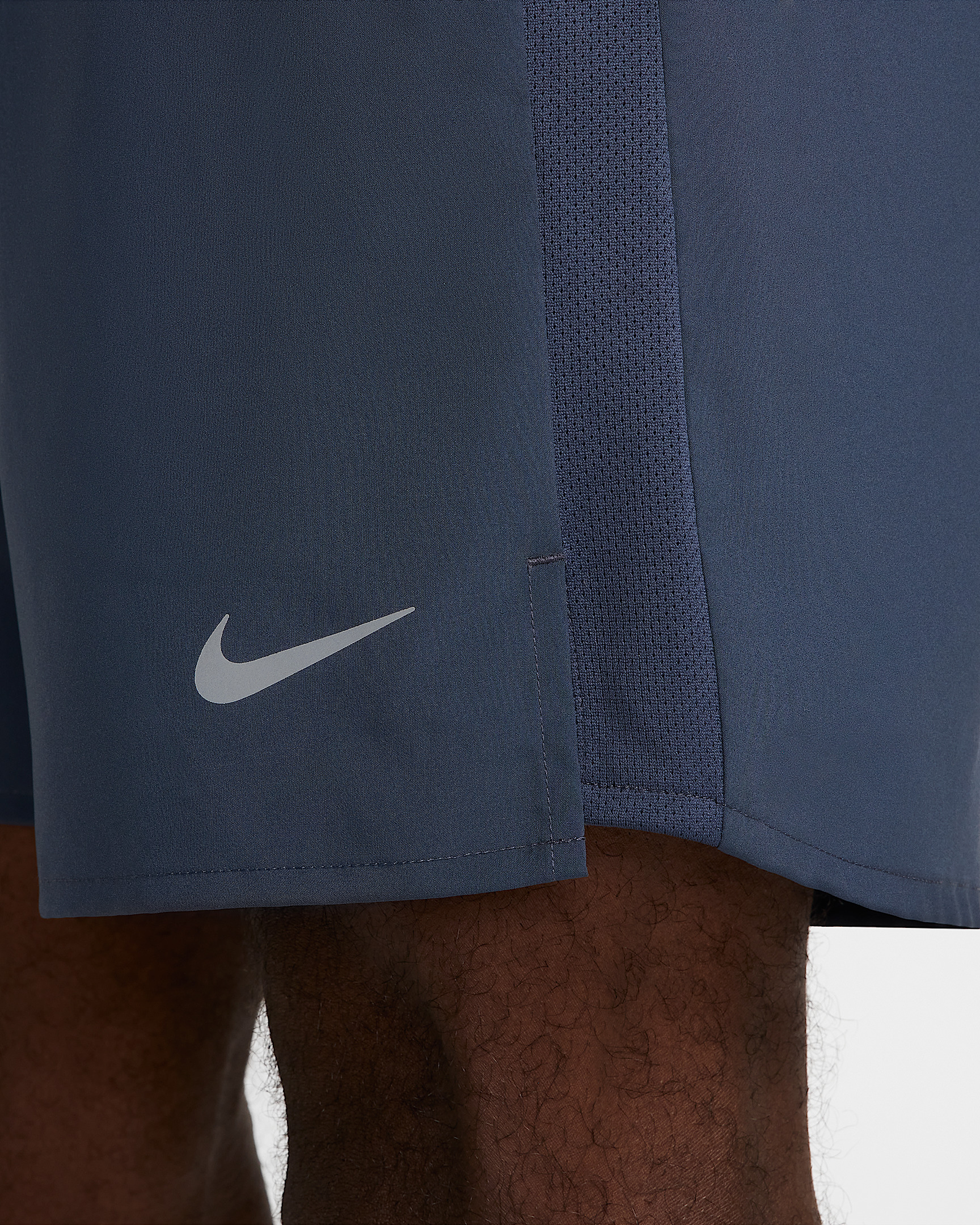 Nike Challenger Men's Dri-FIT 7" 2-in-1 Running Shorts - 7