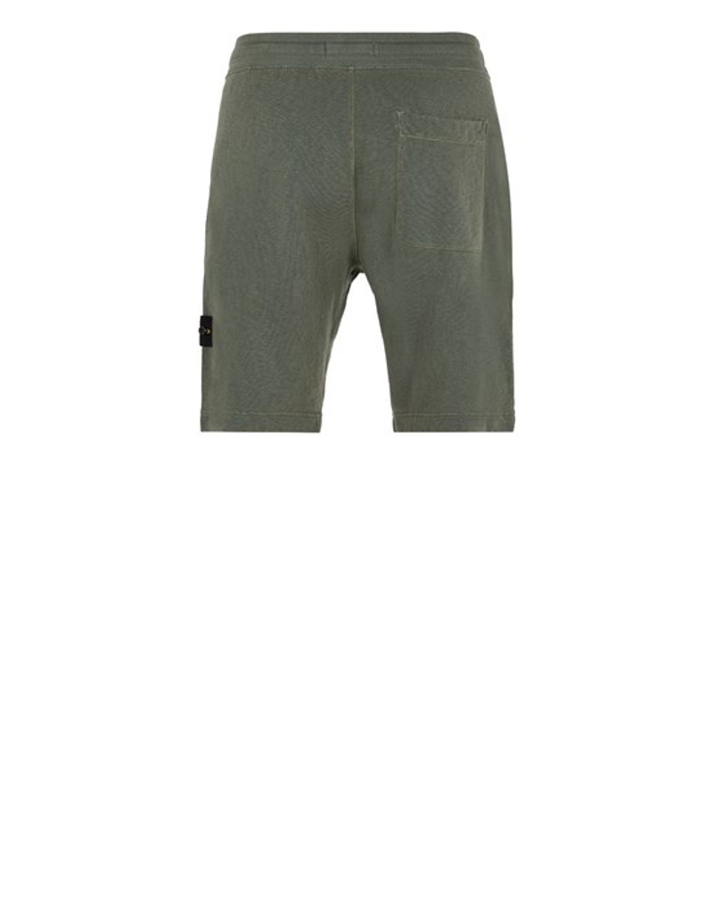 Stone Island 63460 ‘OLD’ TREATMENT MUSK GREEN outlook