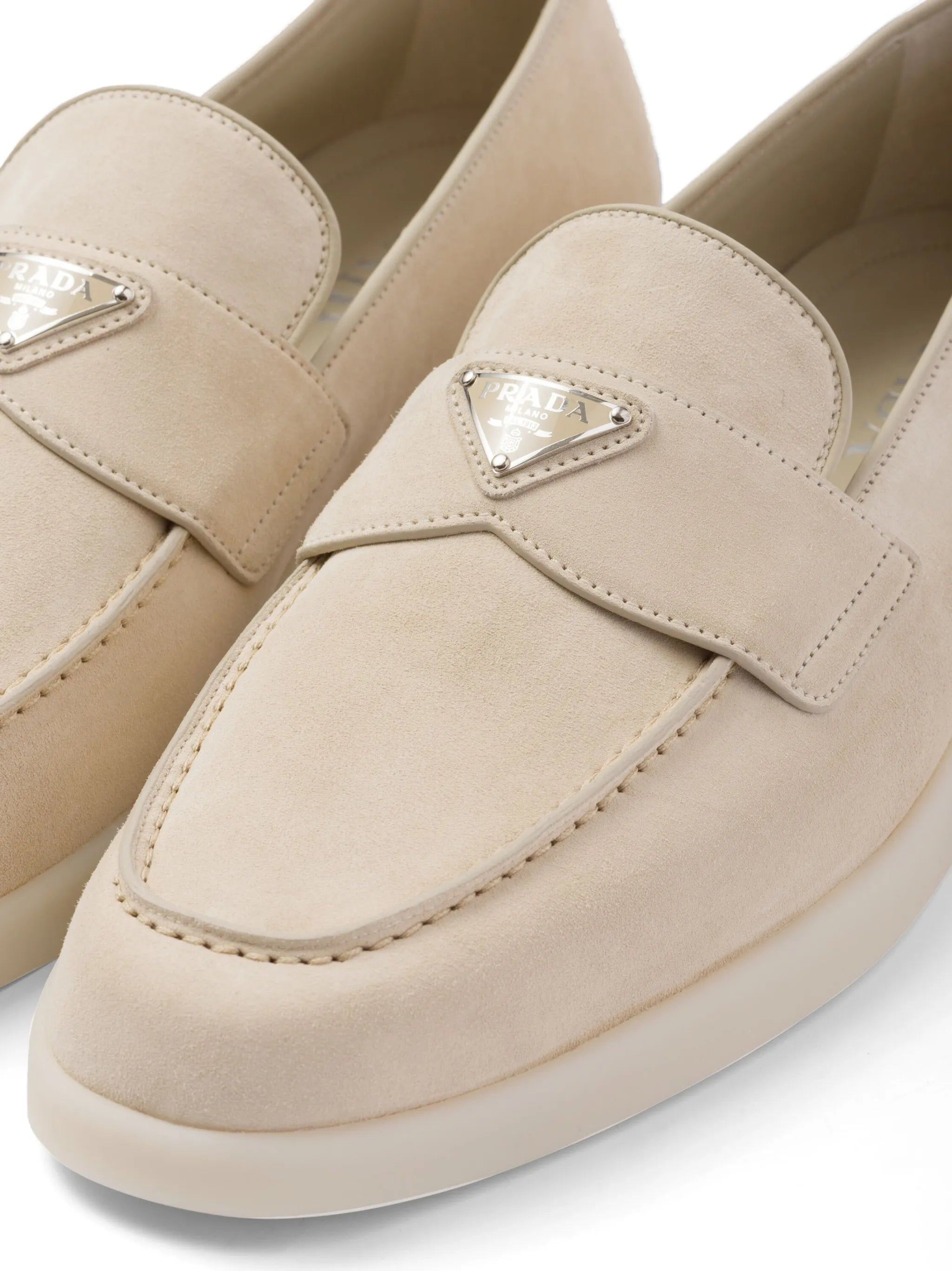 enamel triangle logo-plaque suede loafers - 5