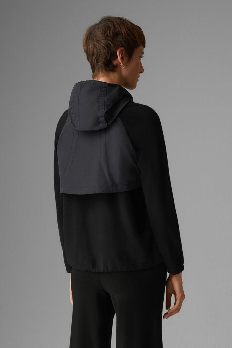 Sohra Knitted hoodie in Black 3