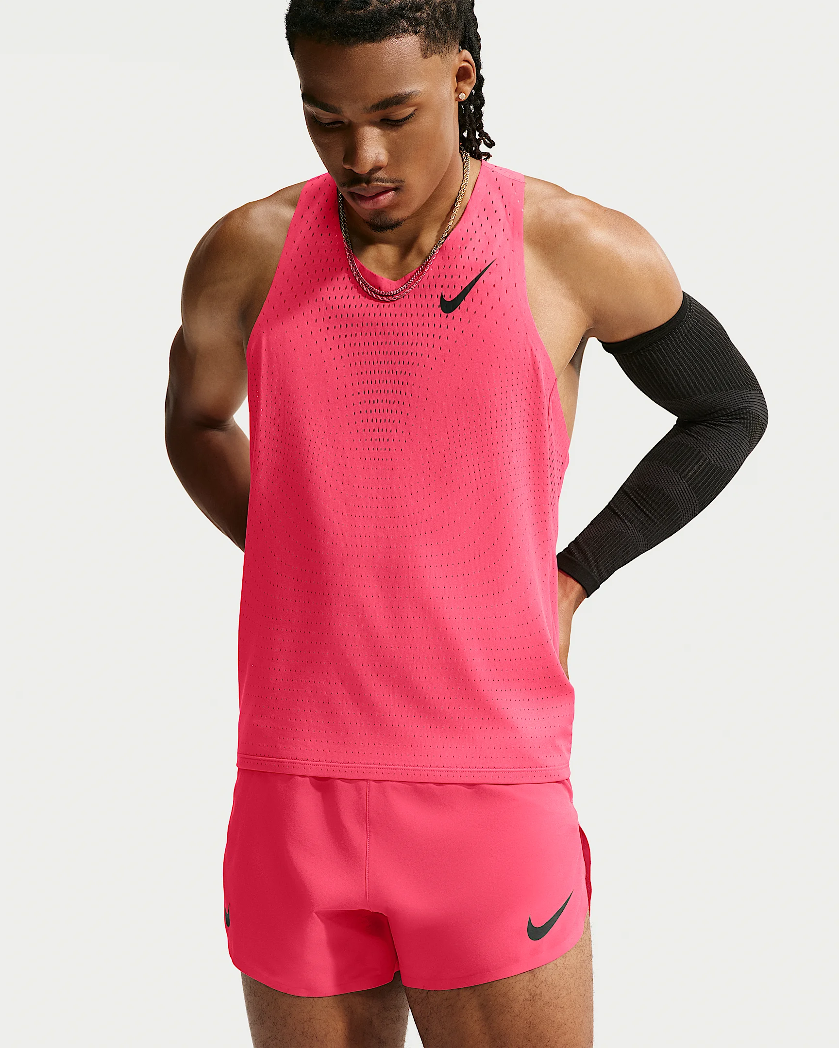 Nike AeroSwift Men's Dri-FIT ADV Running Singlet - 1