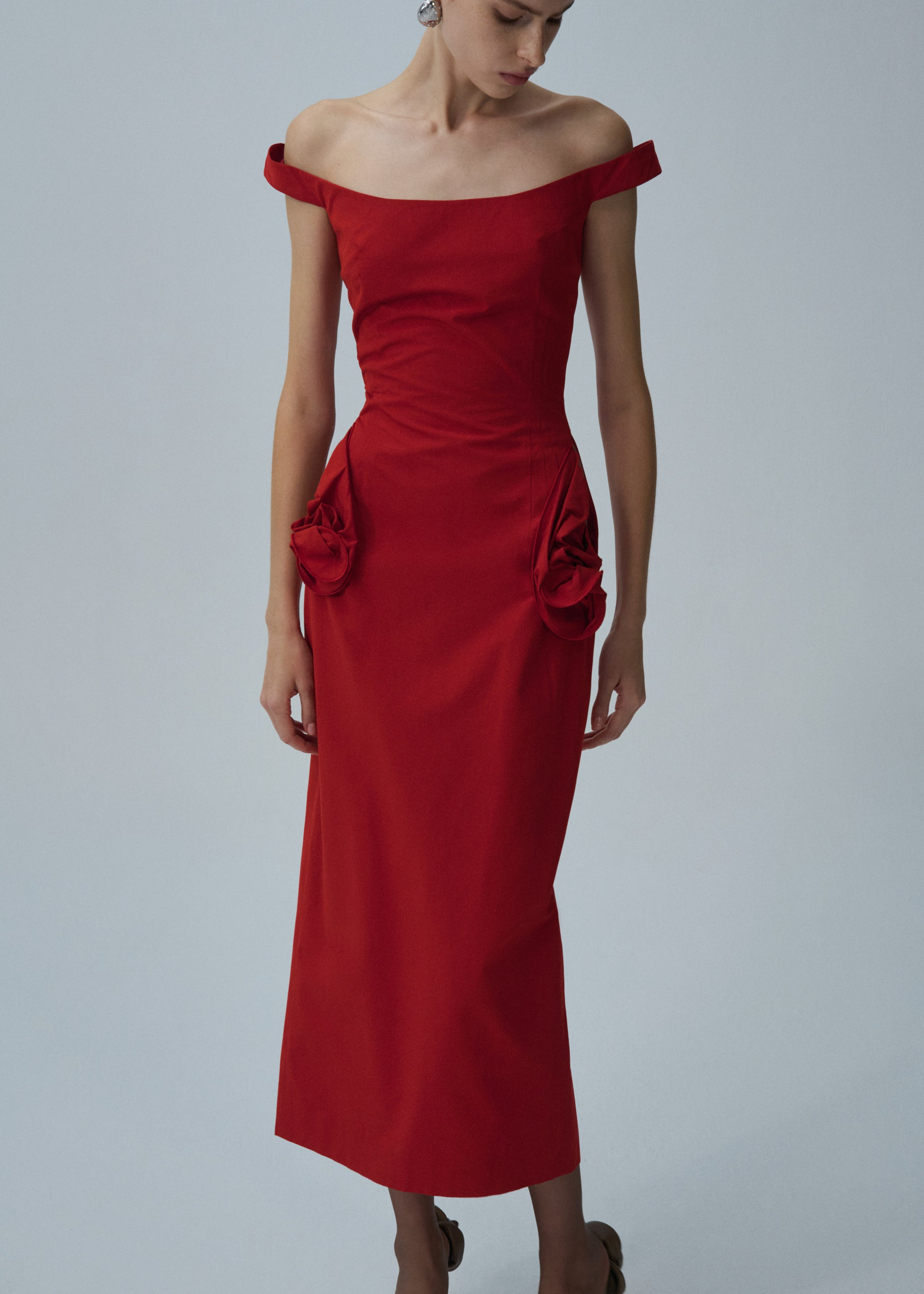 Floral side cut out midi dress in red - 3