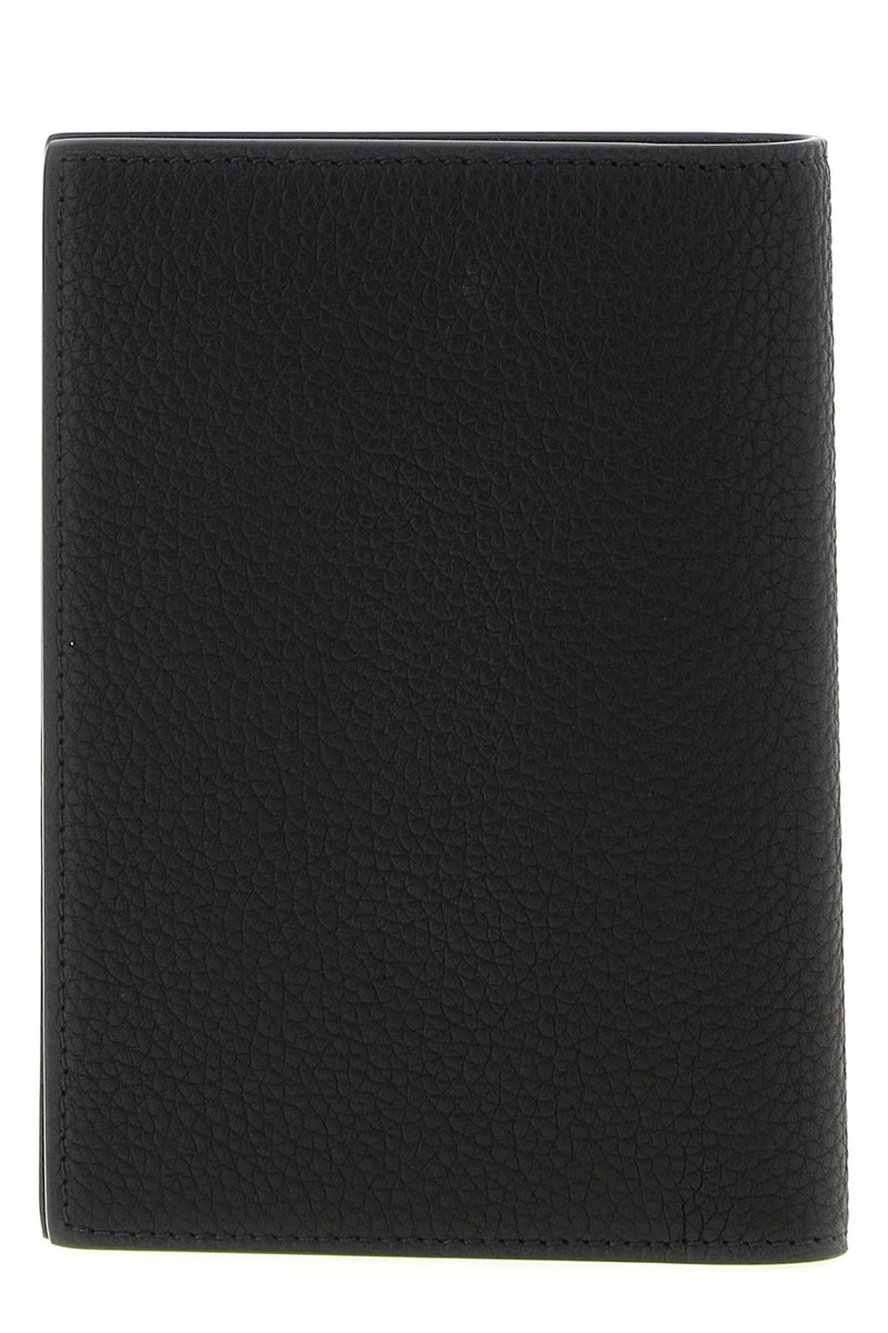 TOM FORD Hammered passport holder outlook