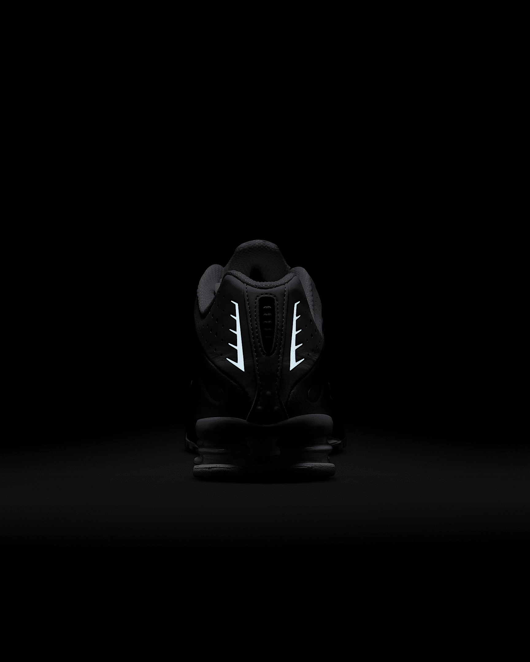 Nike Shox R4 Men's Shoes - 10