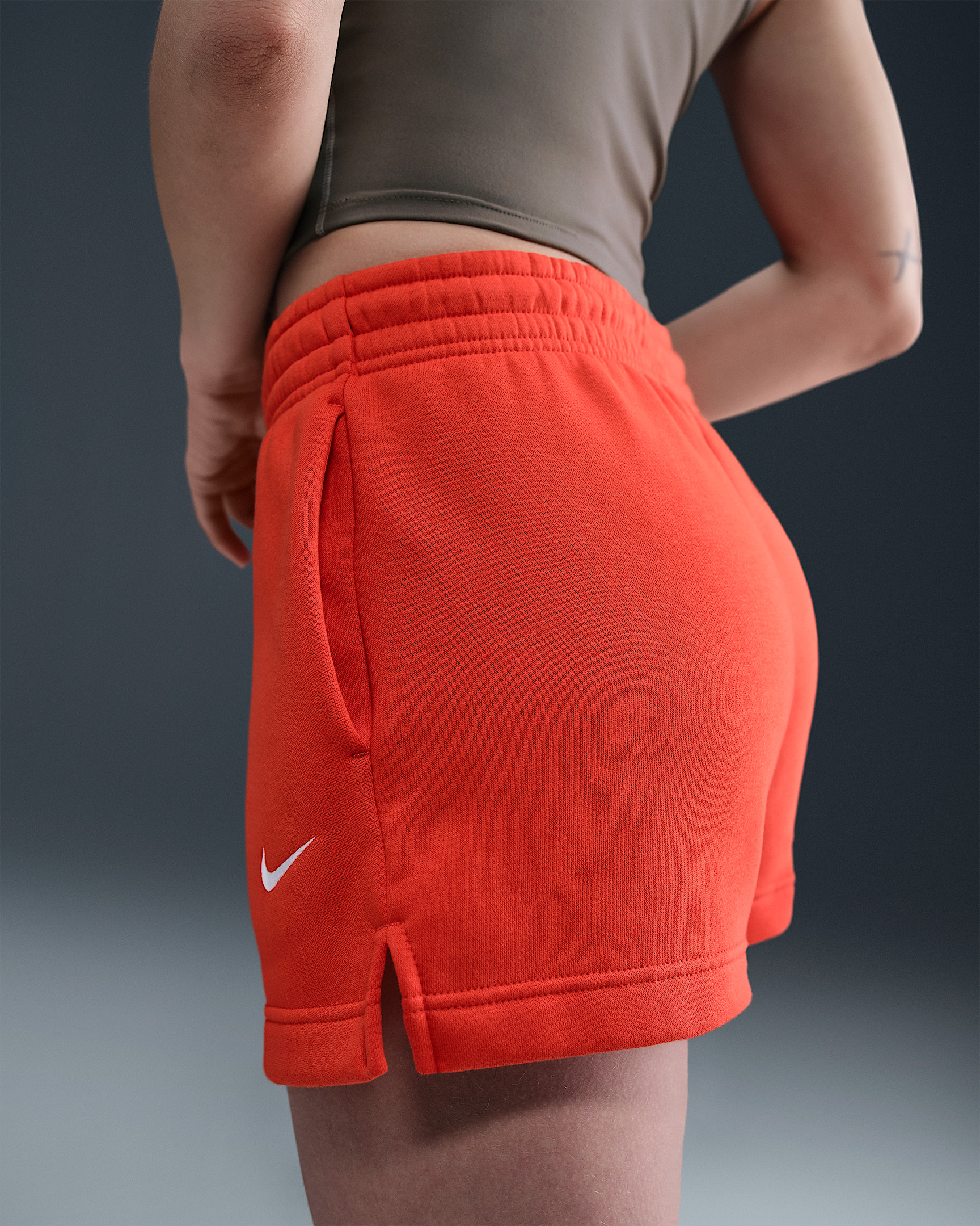 Nike Sportswear Phoenix Fleece Women's Mid-Rise 4" Shorts - 3