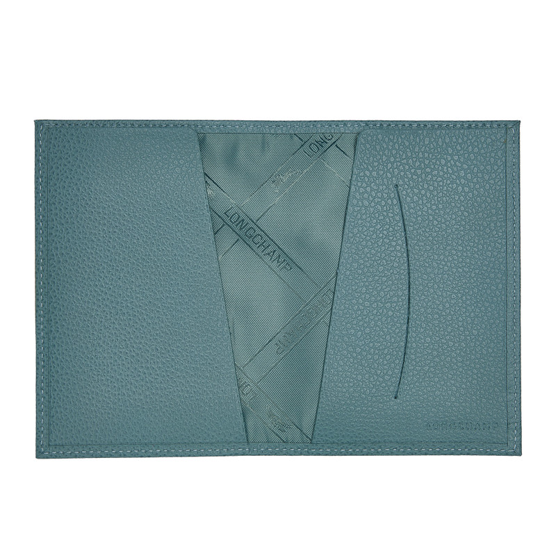 Le Foulonné Passport cover Eucalyptus - Leather 3