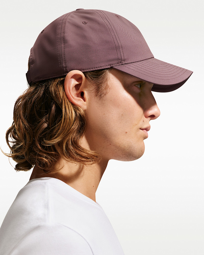 Nike Dri-FIT Club Unstructured Metal Swoosh Cap 4
