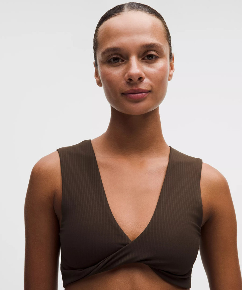 Ribbed Nulu Twist-Front V-Neck Bra *Light Support, B/C Cup 4