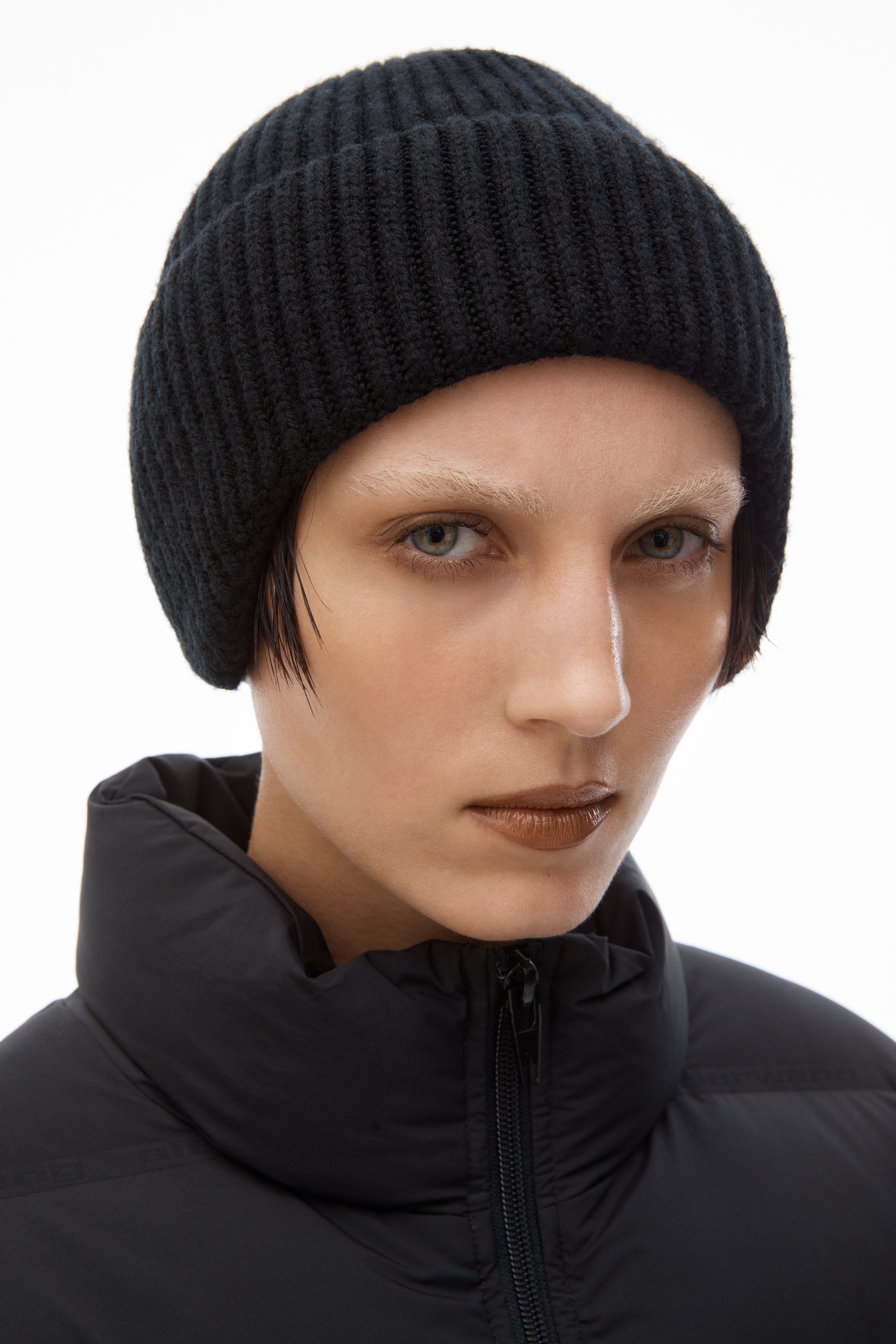 logo earmuff beanie in ribbed wool stretch in BLACK