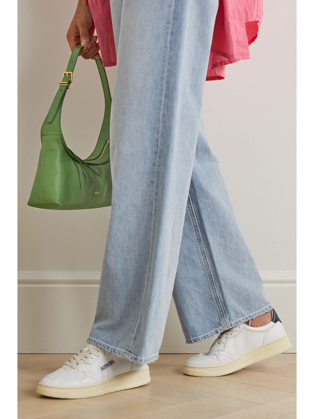 Medalist Low Leather Sneaker - 2