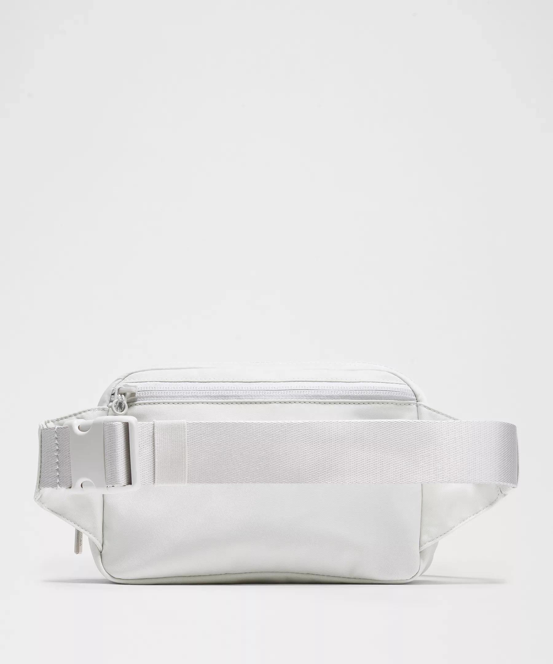 Everywhere Belt Bag Large 2L - 3
