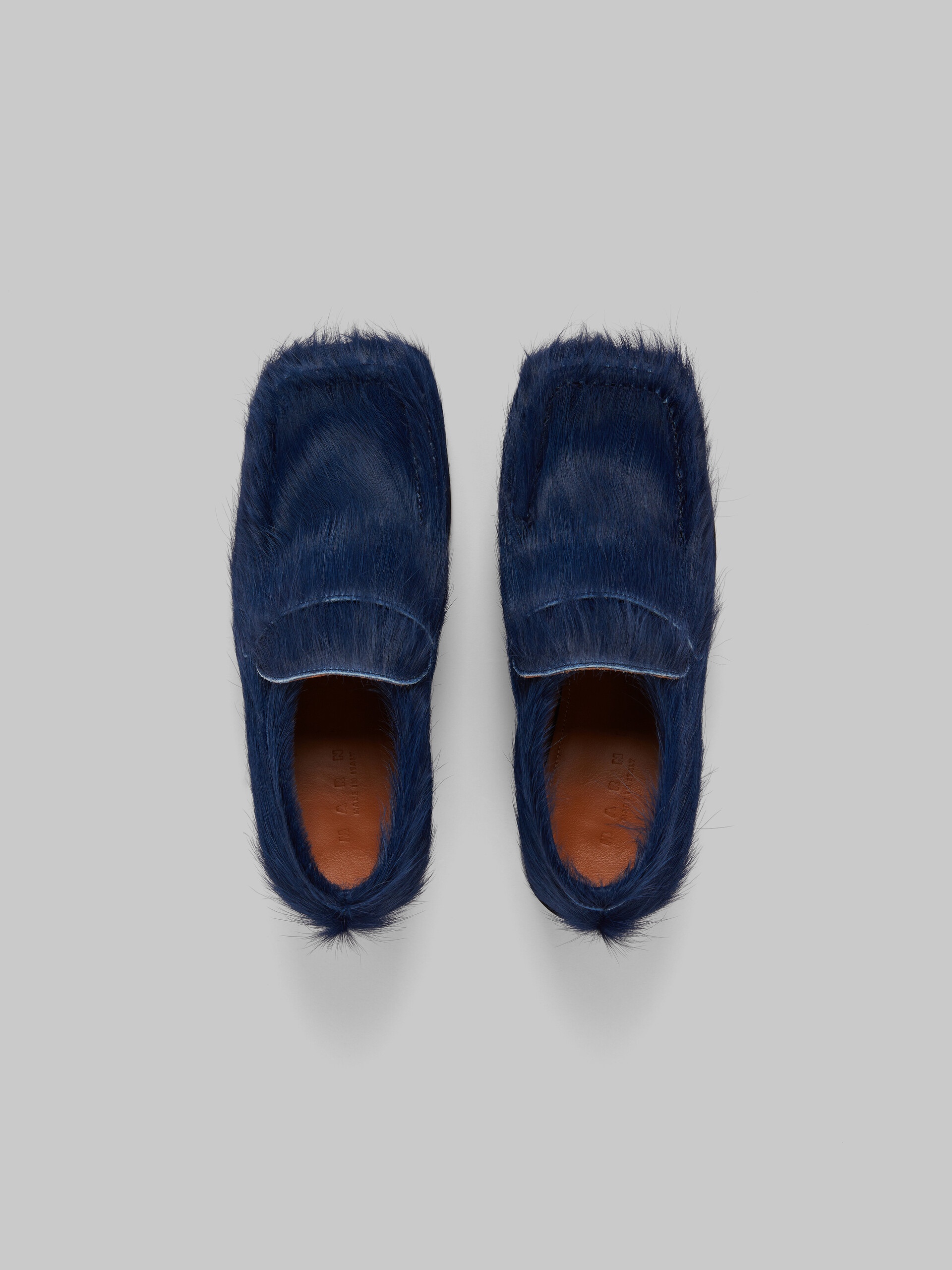 DARK BLUE LONG HAIR CALFSKIN HEELED LOAFER - 4