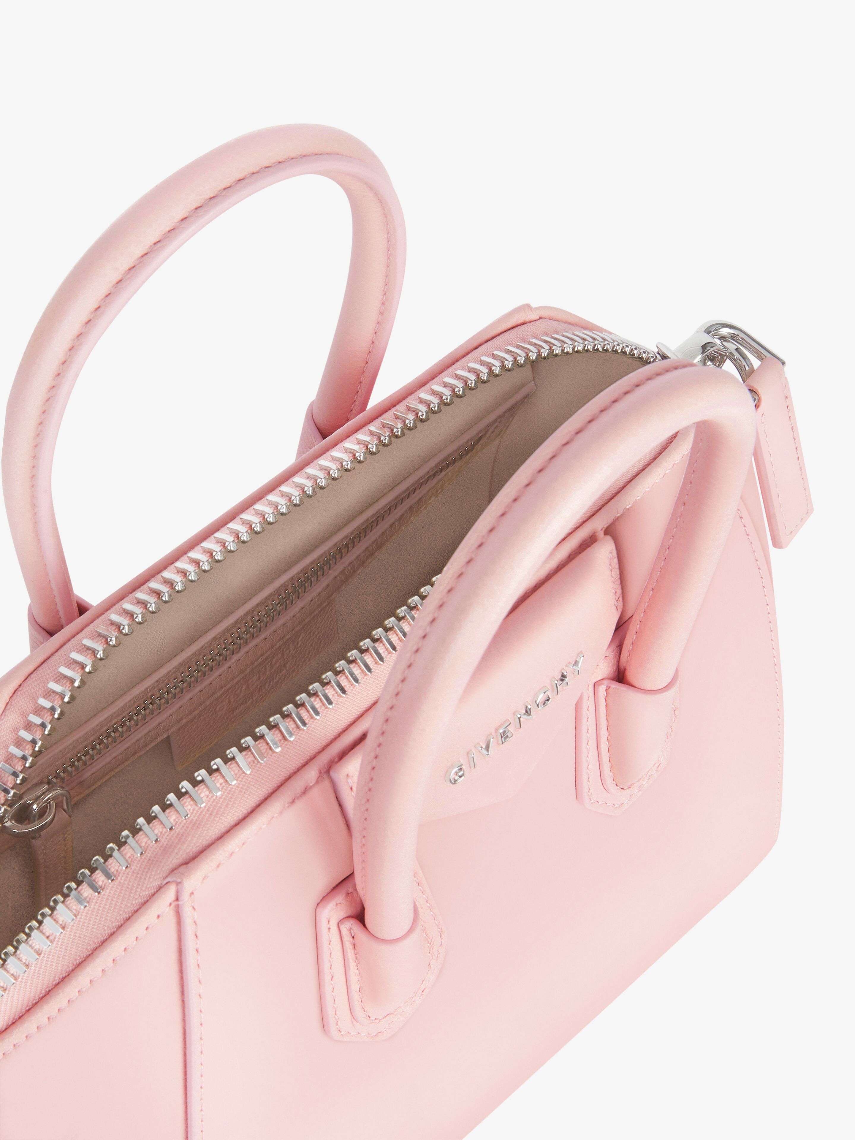 SMALL ANTIGONA BAG IN LEATHER WITH TAG EFFECT HEART PRINT - 6