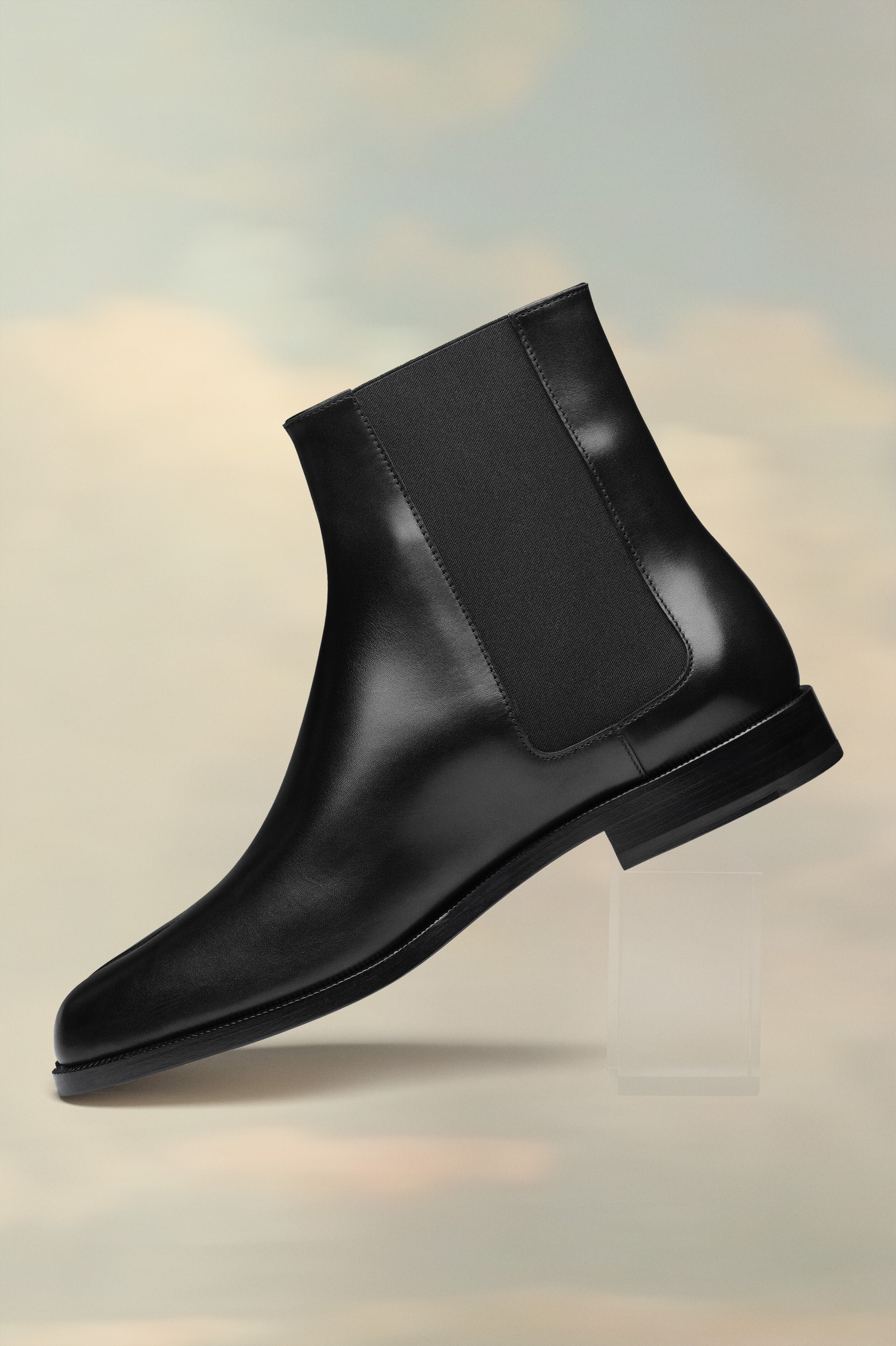 Maison Margiela Tabi Chelsea Boots | REVERSIBLE