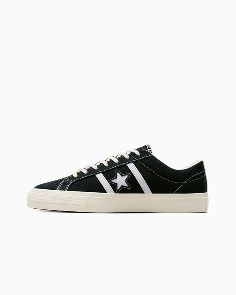 Converse Converse x PLAY Comme des Garçons One Star Academy Pro