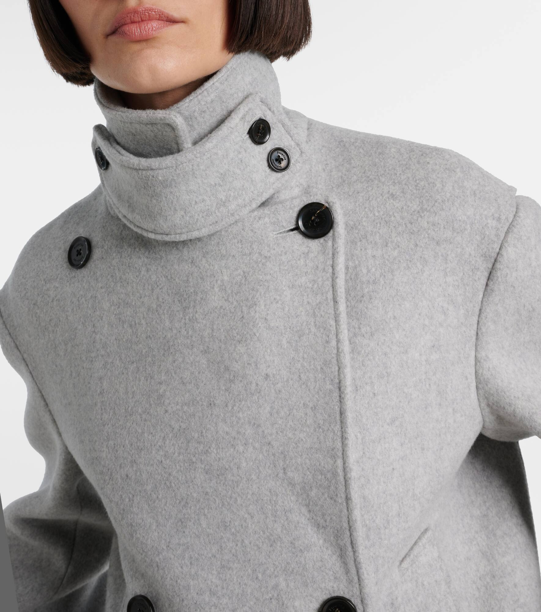 Double-breasted wool coat - 6