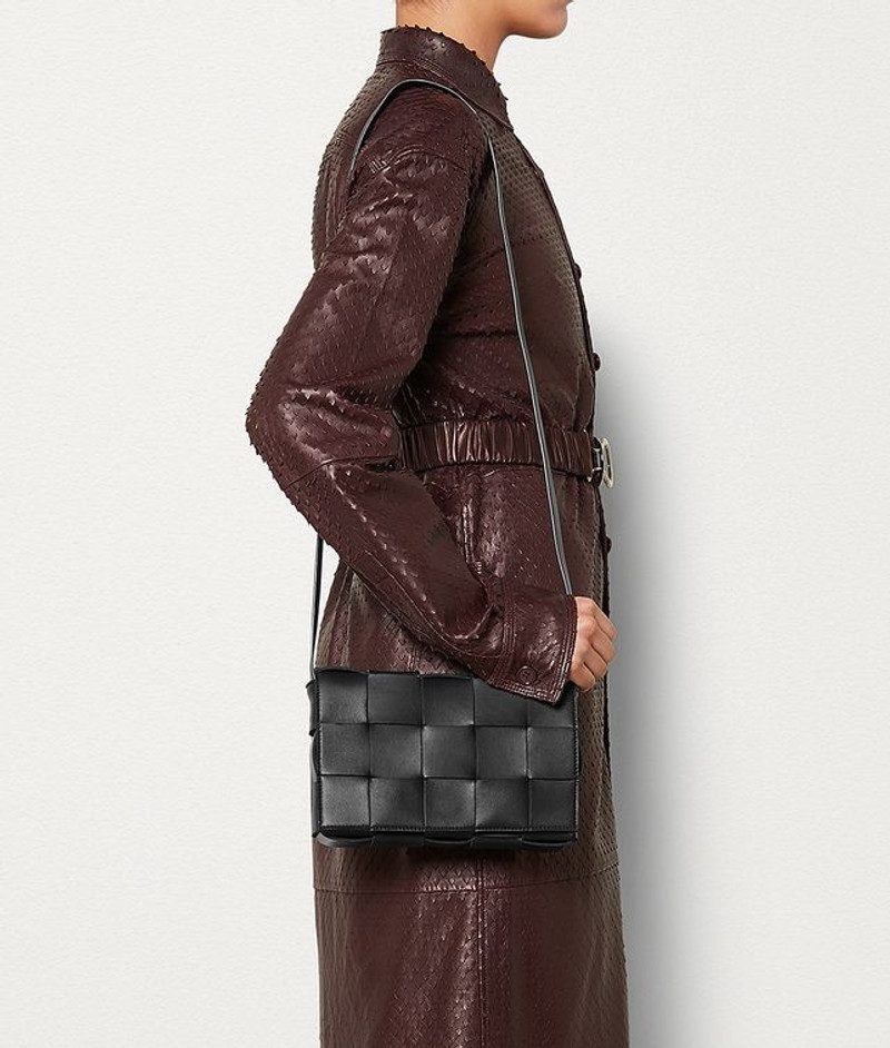 Bottega Veneta CASSETTE BAG outlook