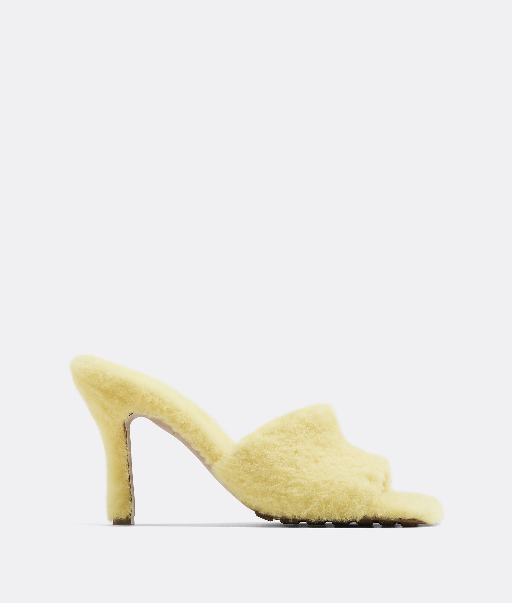サンダル・ミュール Bottega Veneta Stretch Mule Yellow Bottega Veneta Yellow Stretch Heeled Mule 37 – THE CLOSET