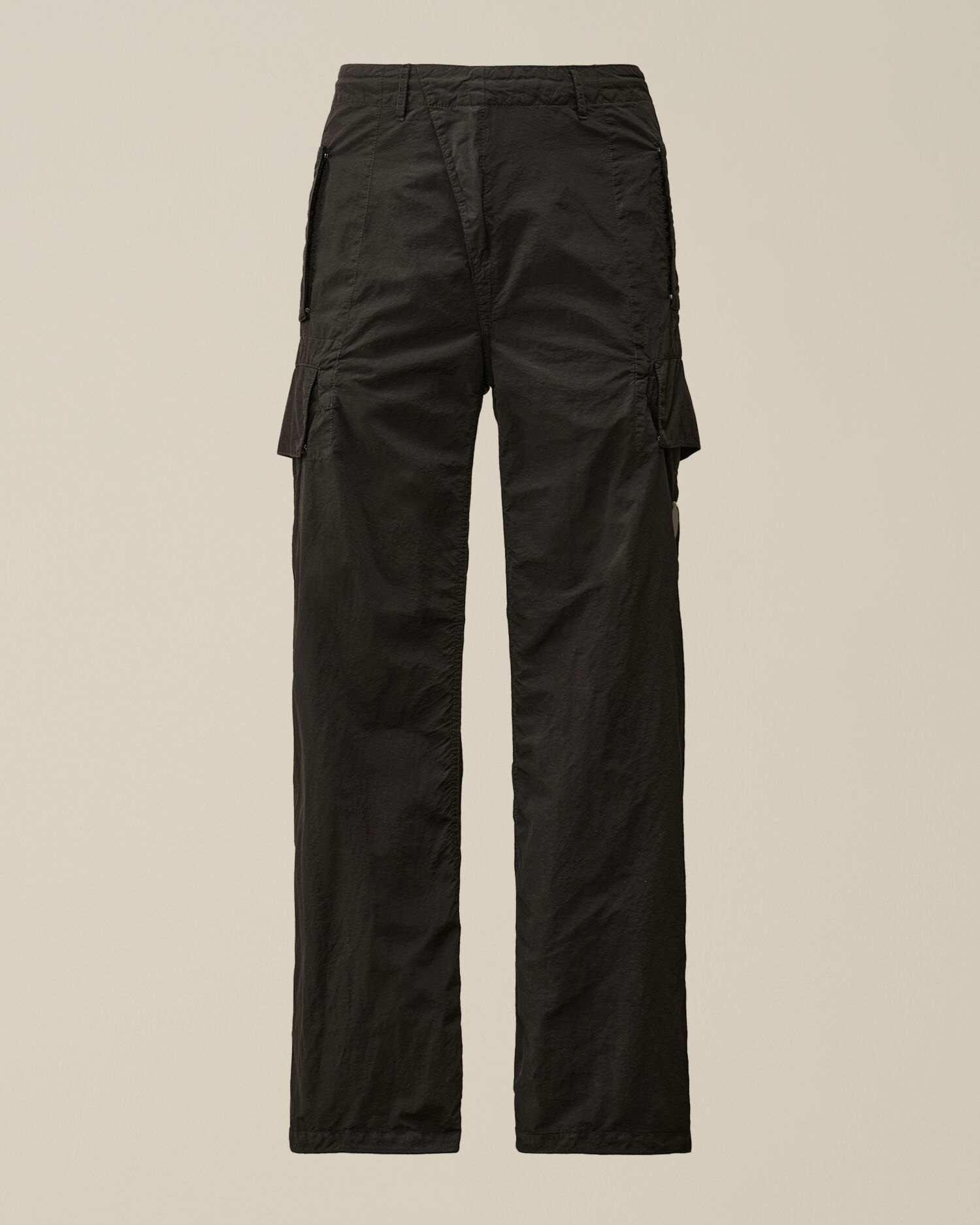 C.P. Company Flatt Nylon Oversized Cargo Pants | REVERSIBLE