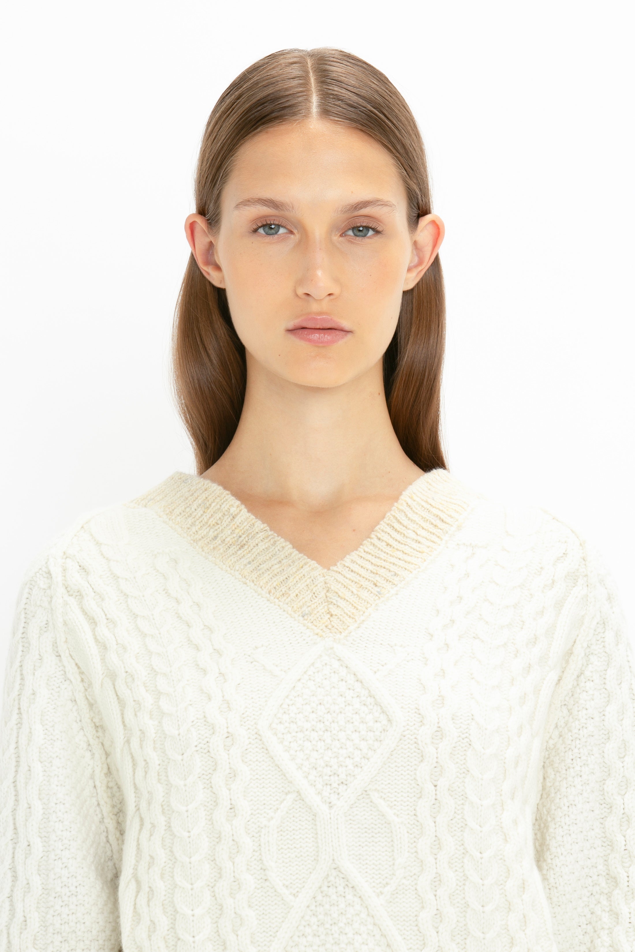 V-Neck Jumper In Natural - 5